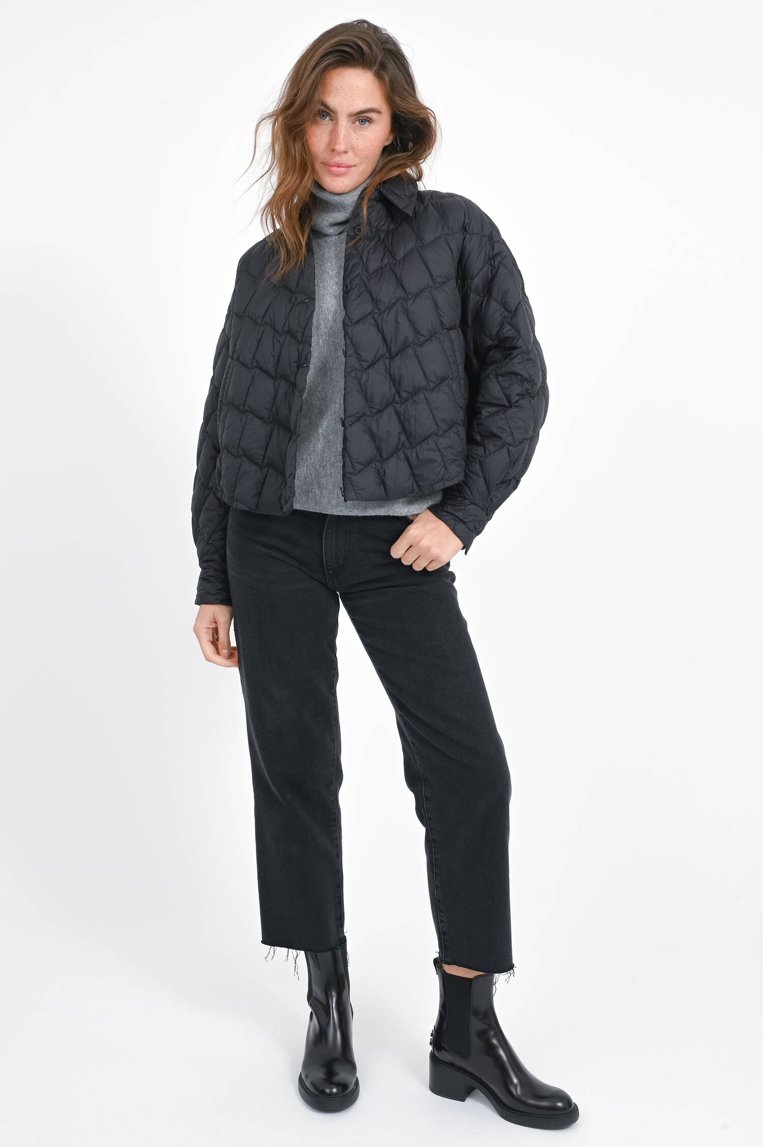 Daunenjacke mit Stepp-Optik in Black