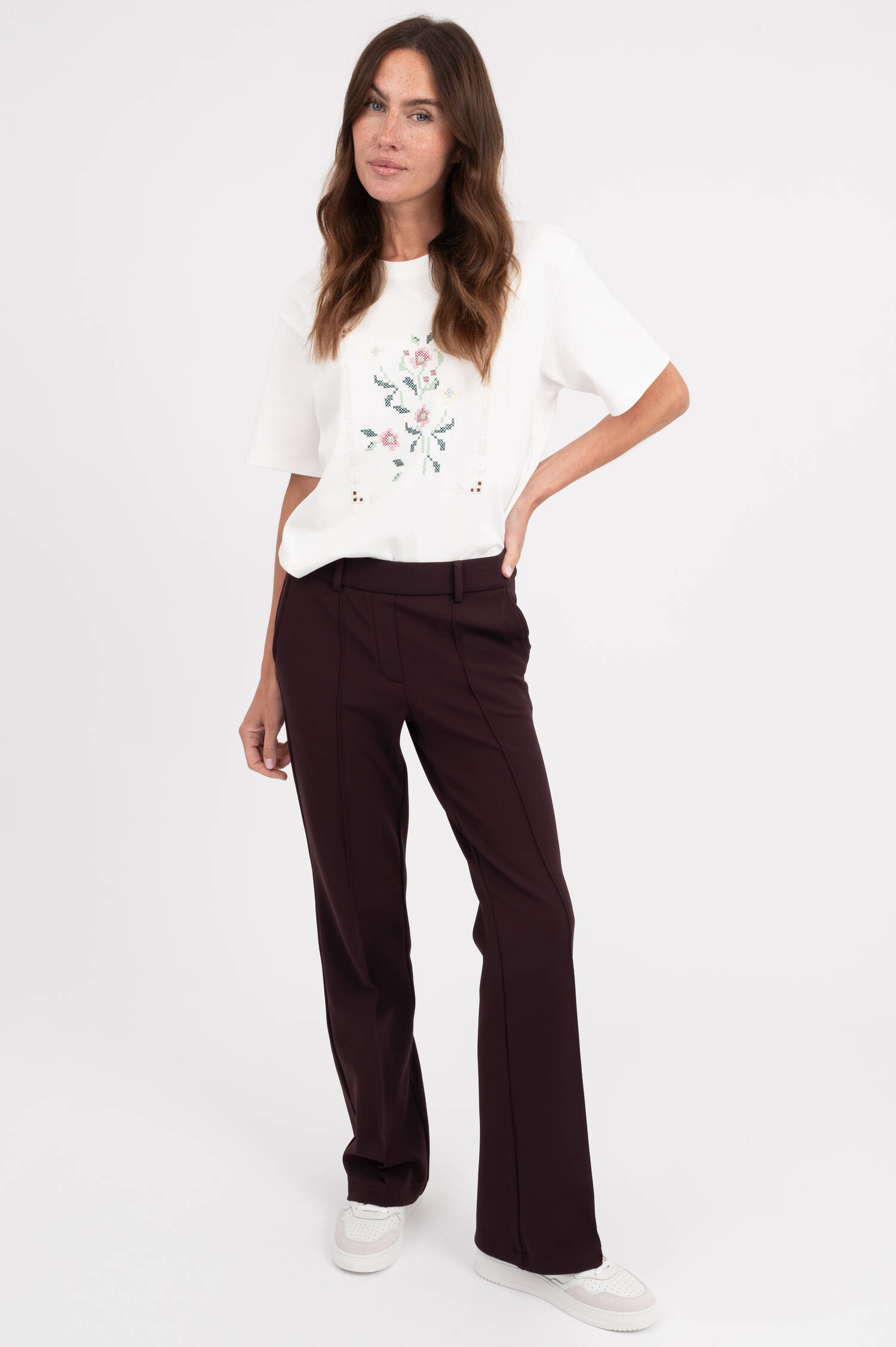 Hose FRANCOISE in Burgundy Hose FRANCOISE in Burgundy