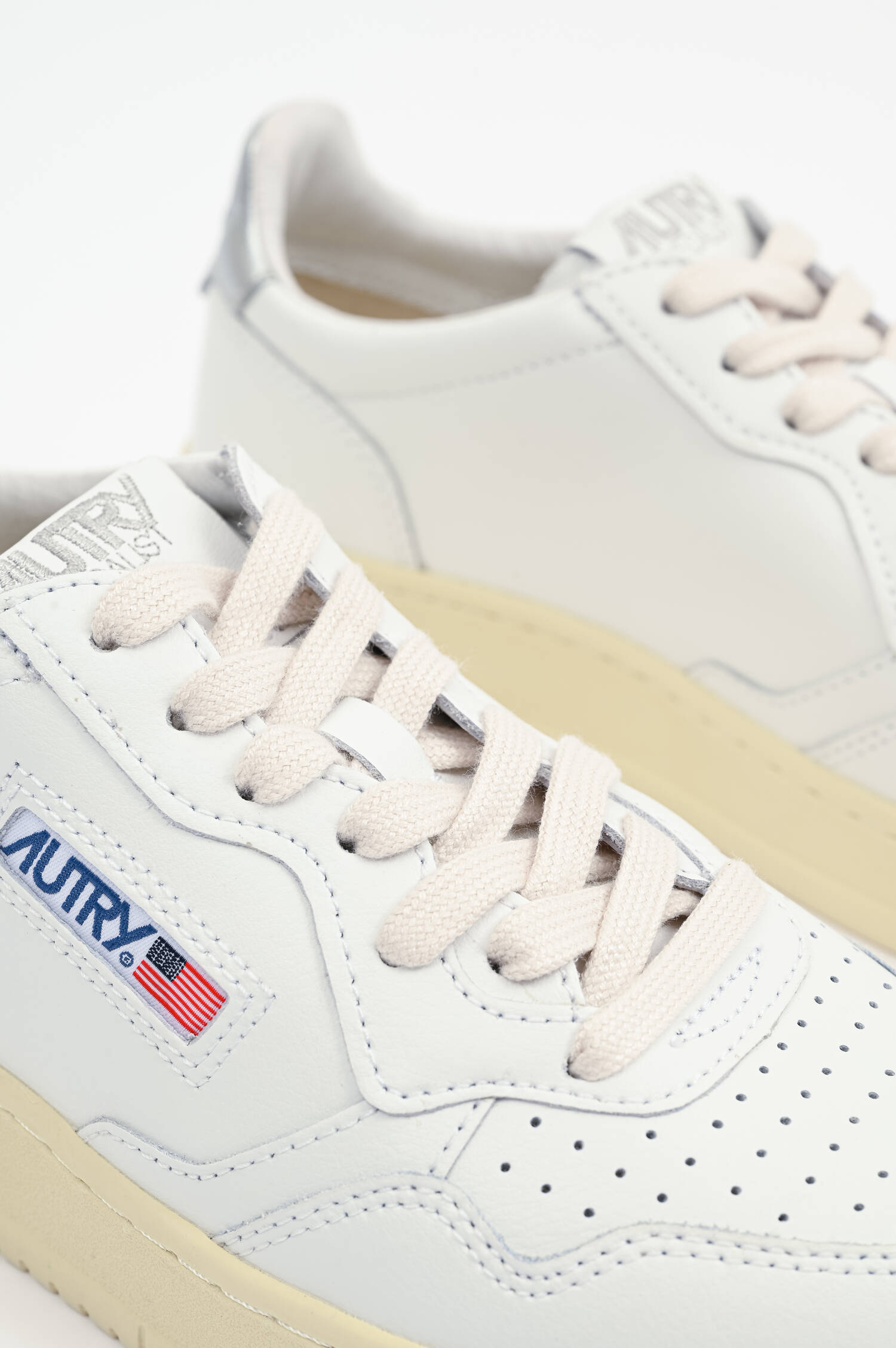 Sneaker MEDALIST LOW in Weiß/Silber Sneaker MEDALIST LOW in Weiß/Silber