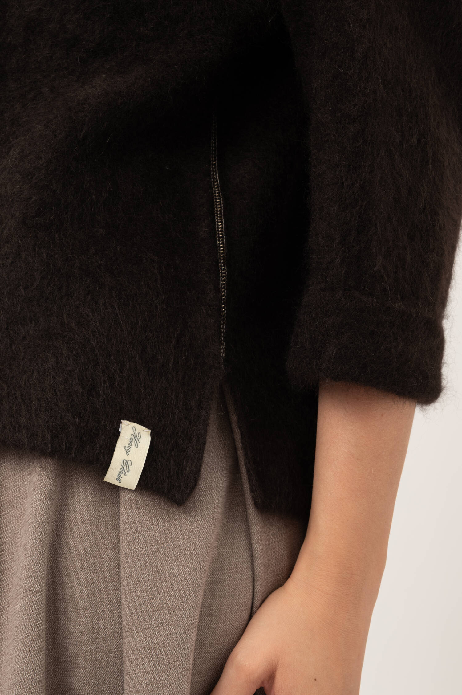 Hairy Cashmere Pullover in Braun Hairy Cashmere Pullover in Braun