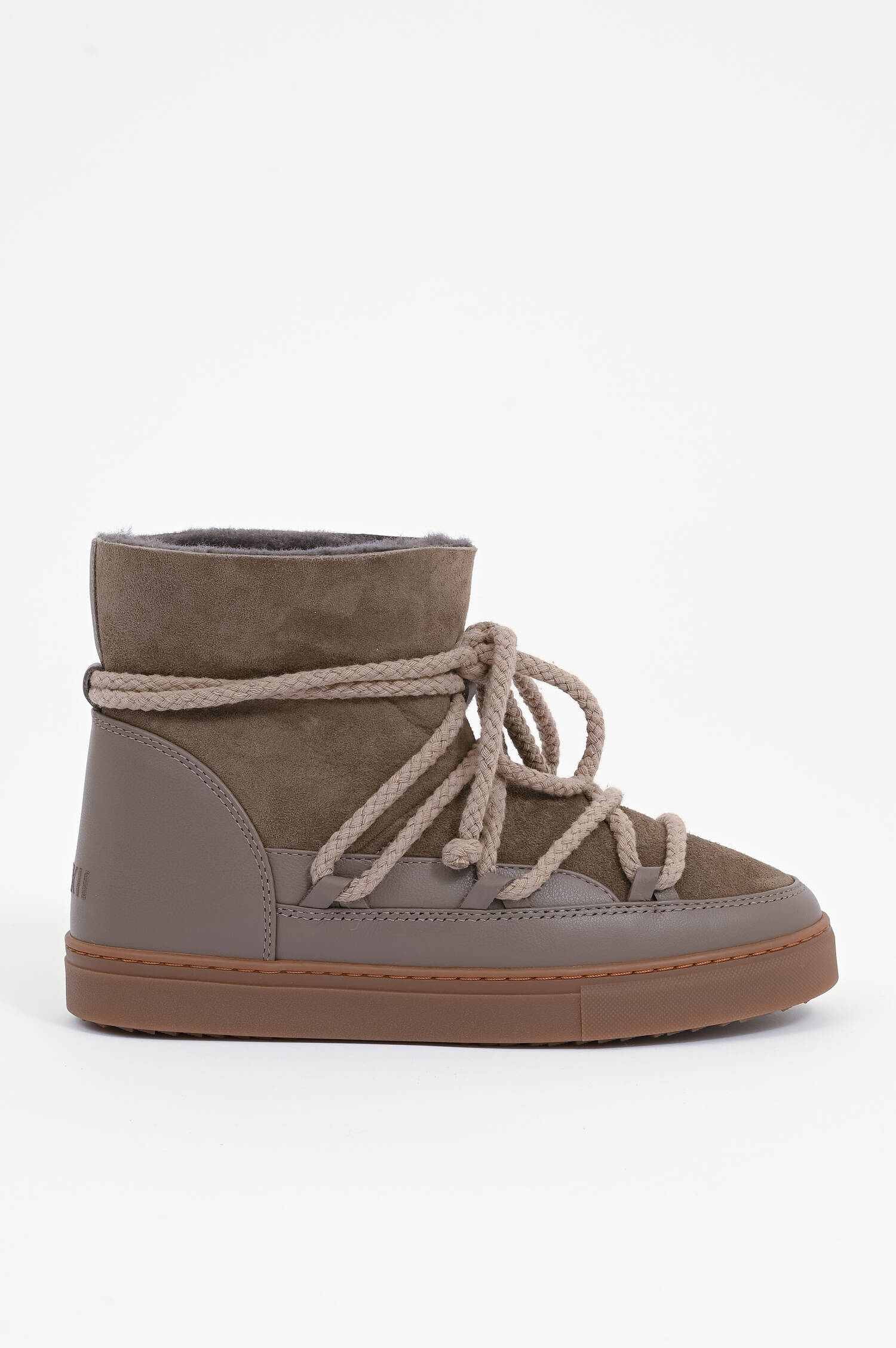 Lammfell-Boots CLASSIC aus Veloursleder in Taupe Lammfell-Boots CLASSIC aus Veloursleder in Taupe