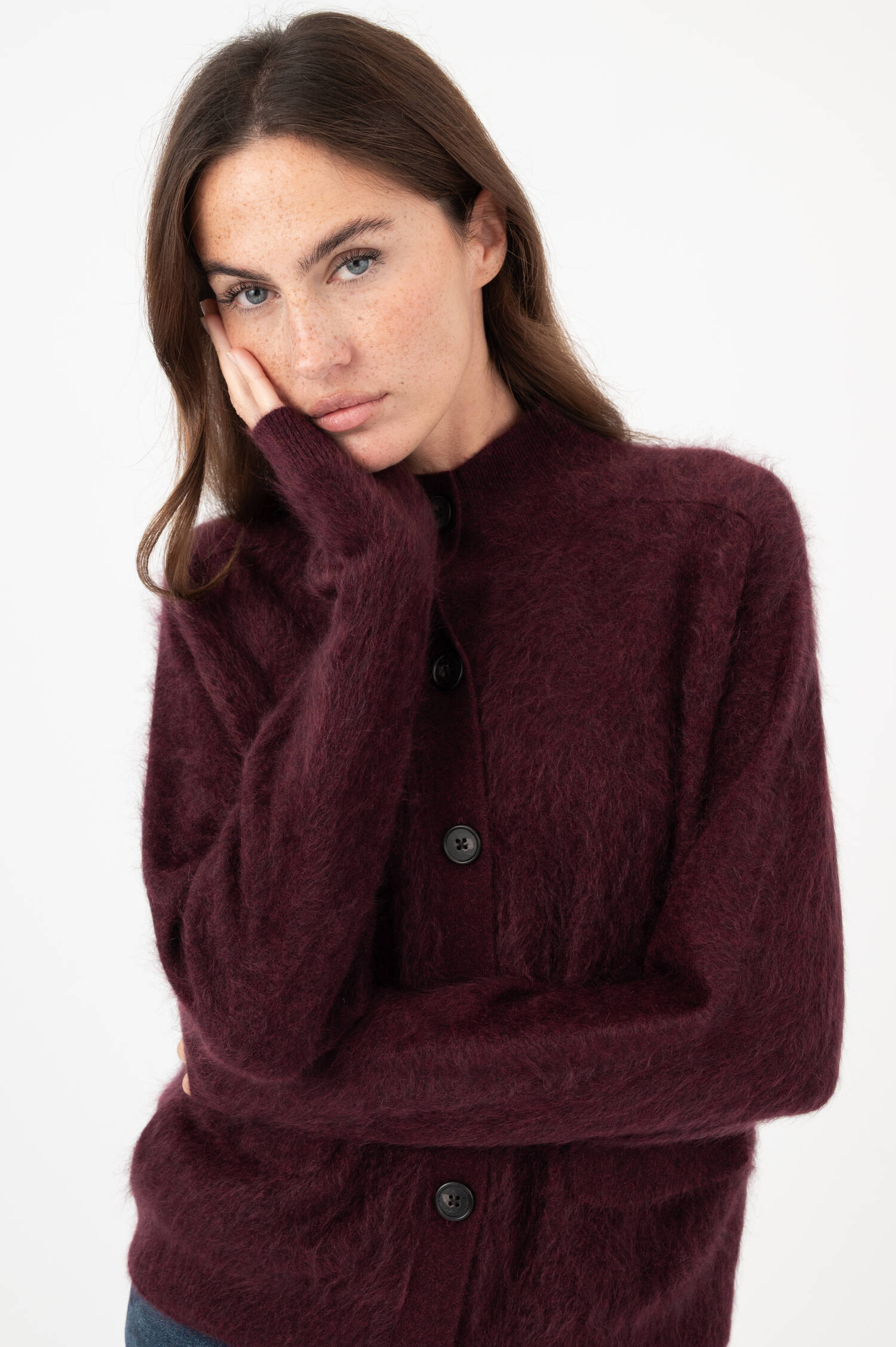 Hairy-Cashmere-Stehkragen-Cardigan in Beerenrot Hairy-Cashmere-Stehkragen-Cardigan in Beerenrot