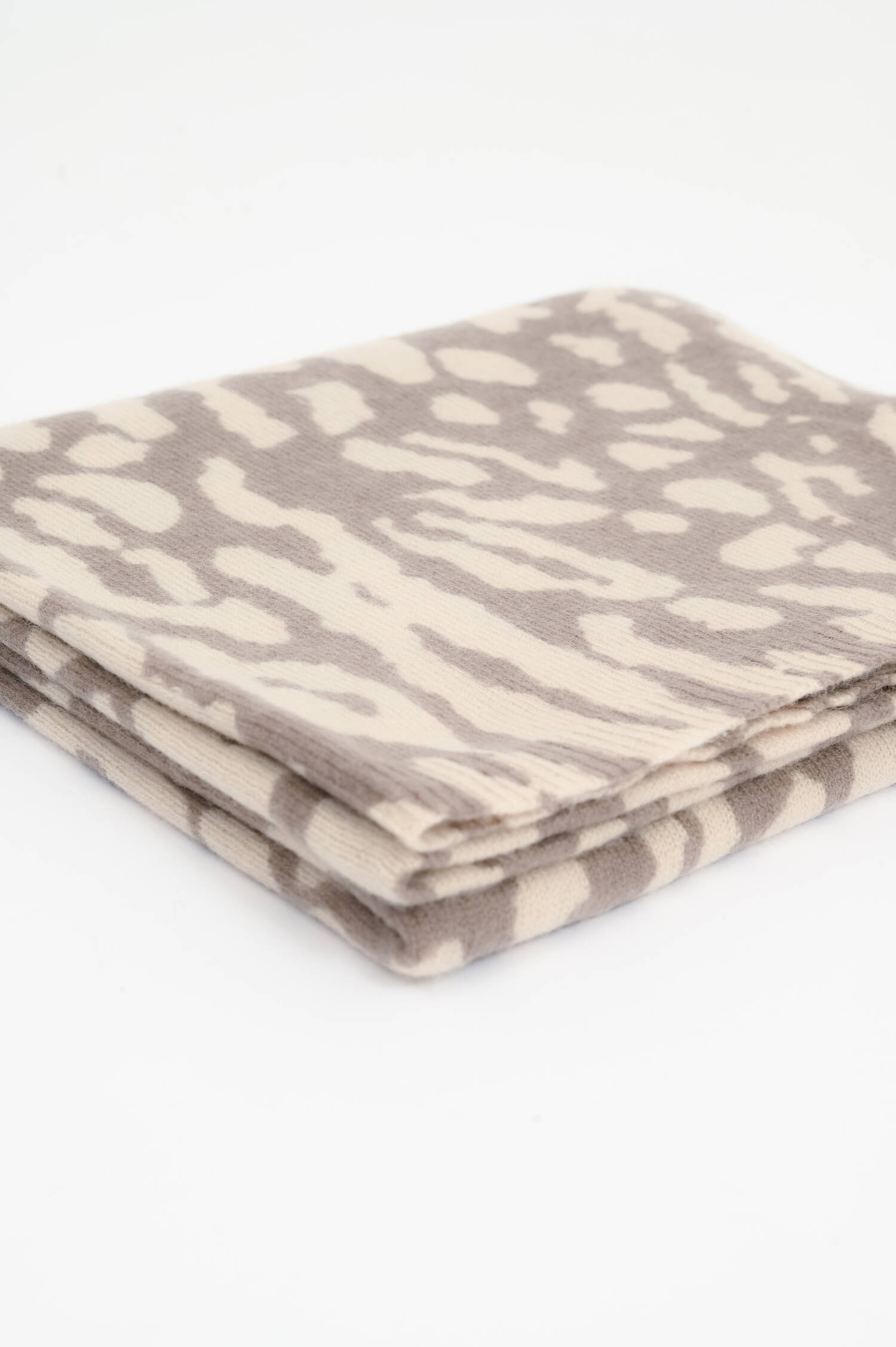 Schal aus Cashmere in Sand/Taupe Schal aus Cashmere in Sand/Taupe