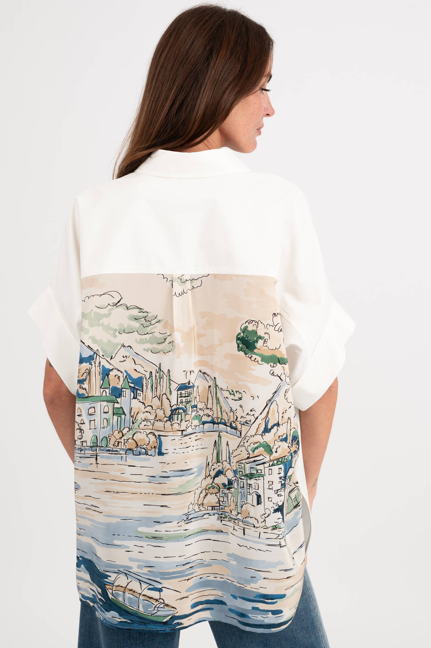 Bluse TUONO mit Print in Weiß Bluse TUONO mit Print in Weiß