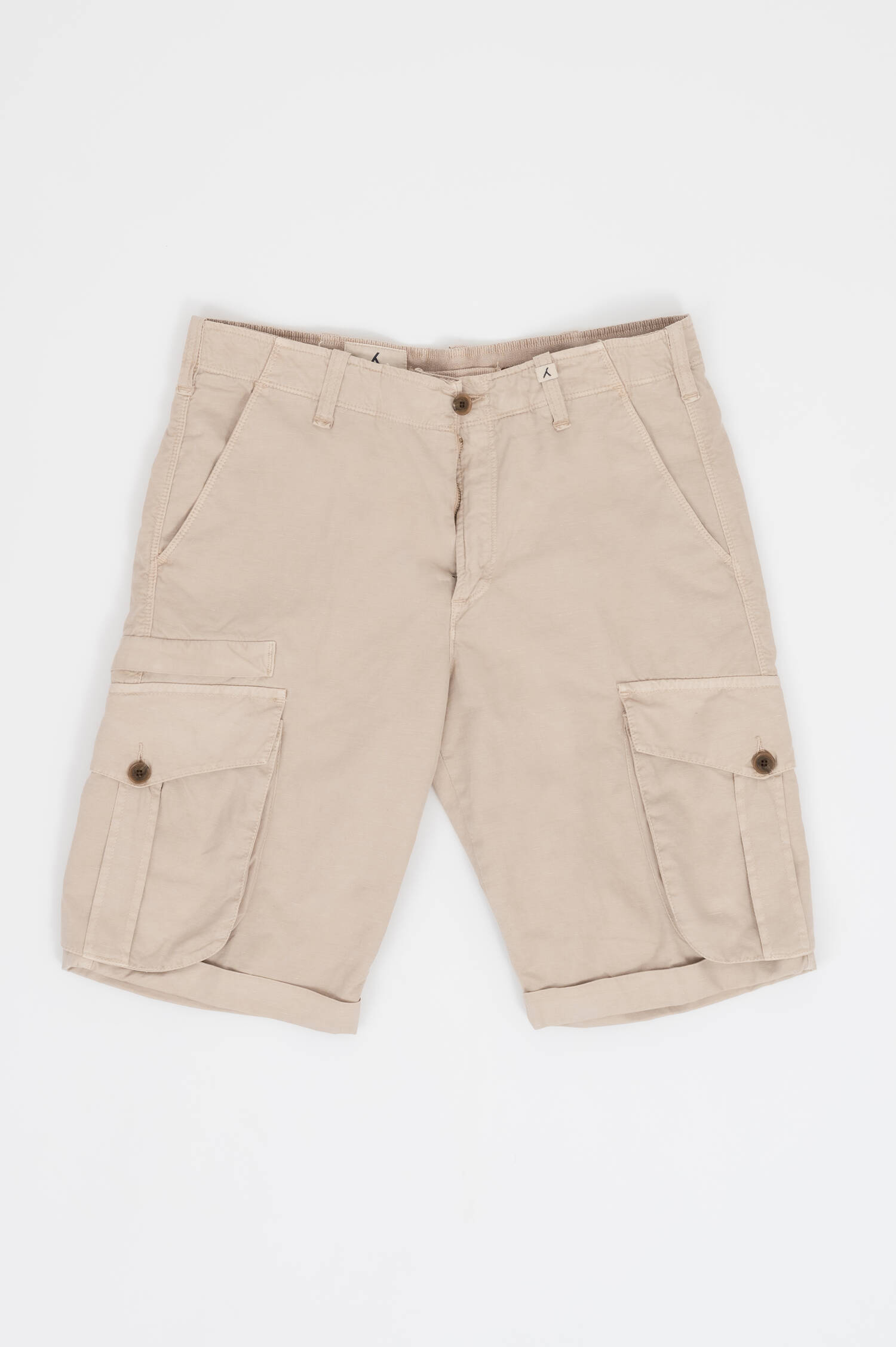 Cargo Bermuda in Beige