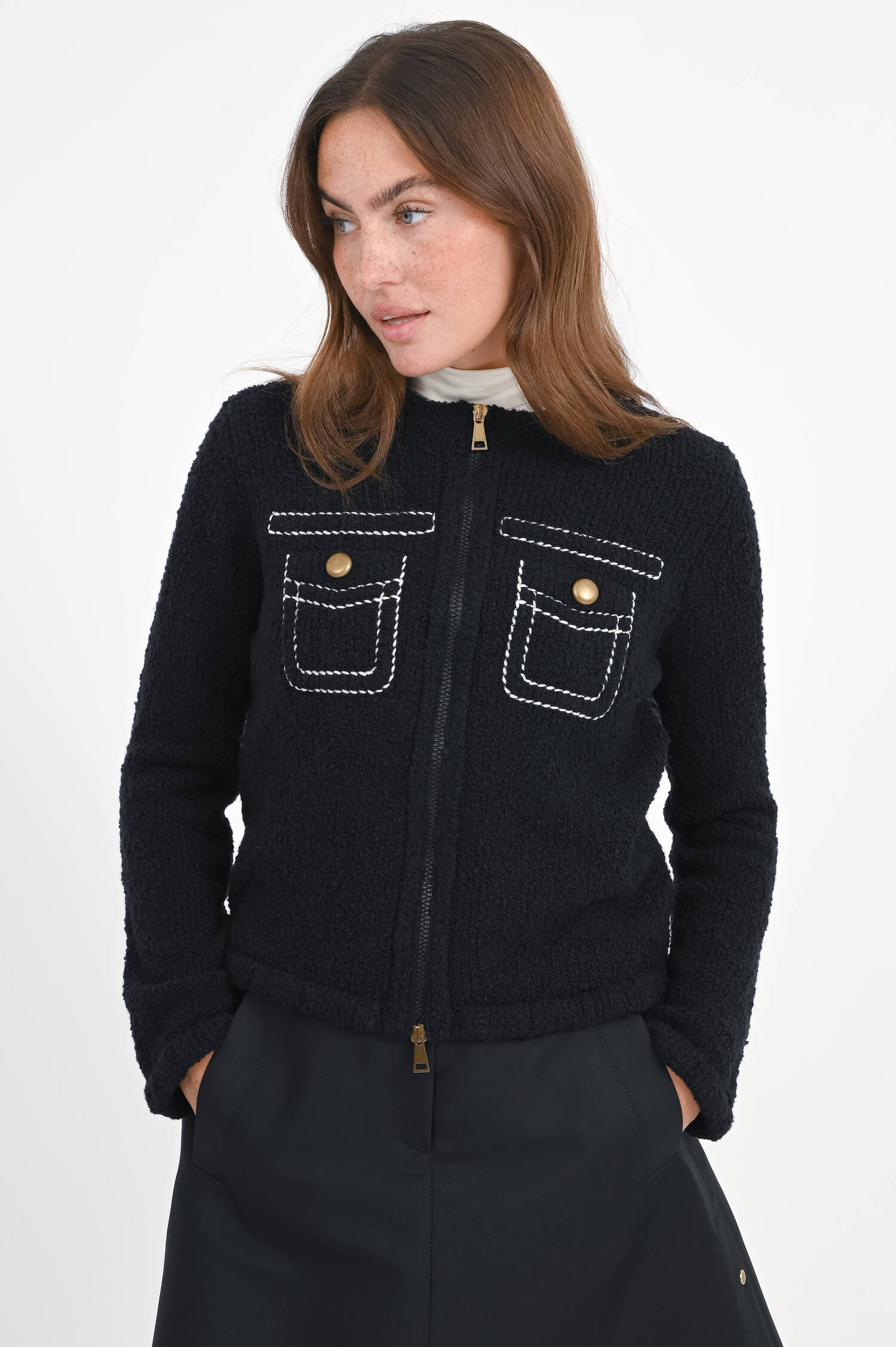 Hybrid Jacke mit Stick-Details in Schwarz