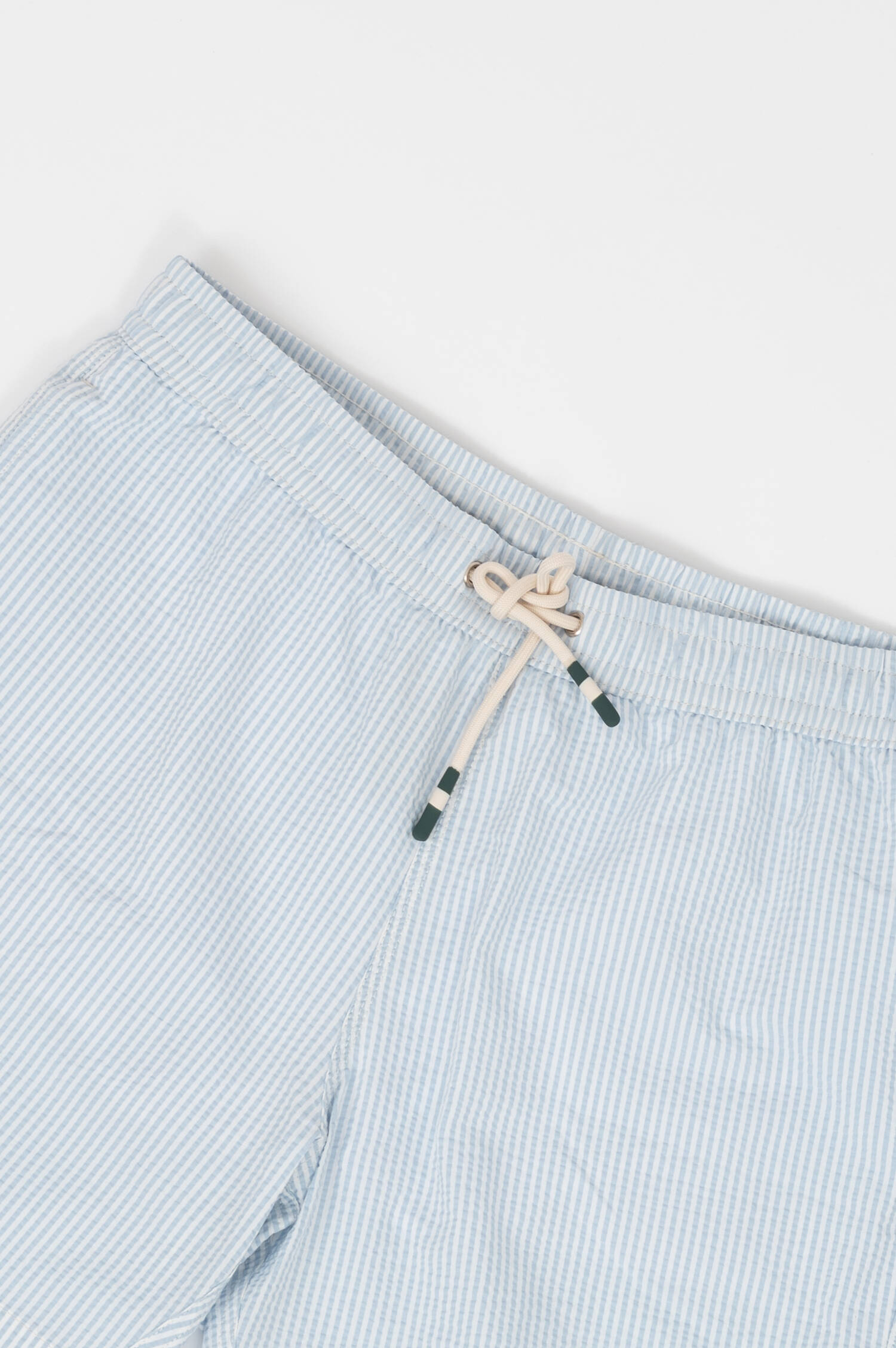 Badehose in Hellblau/Weiß gestreift