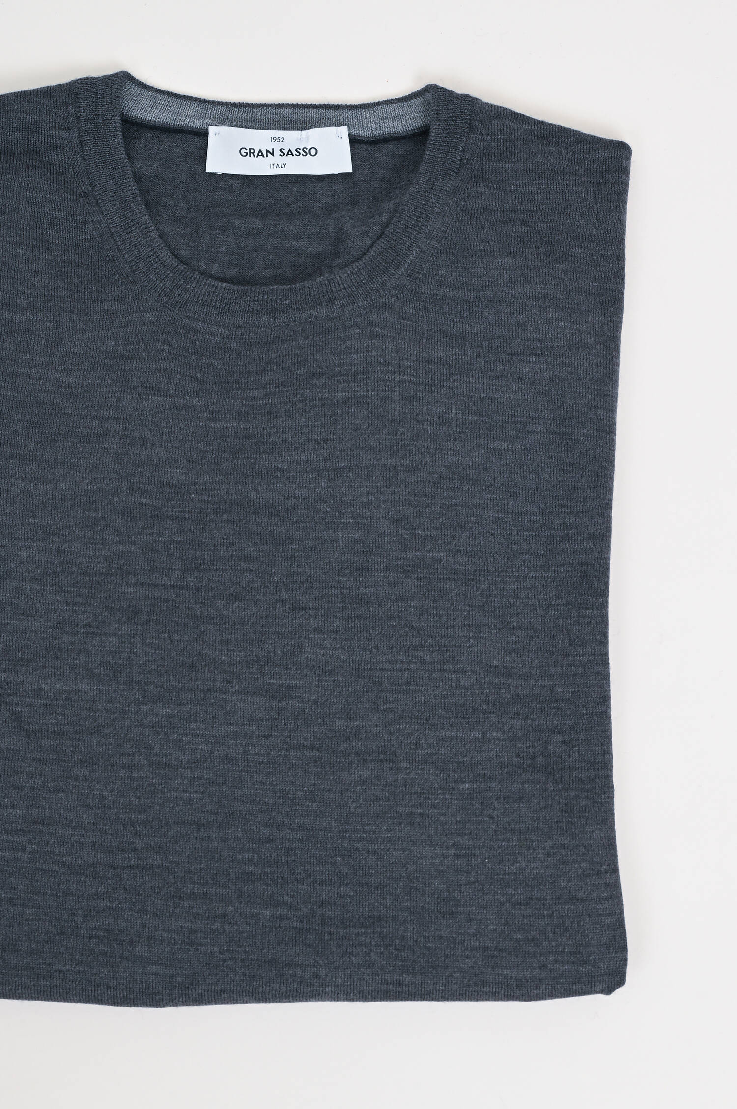 Feinstrick Pullover aus Wolle in Grau