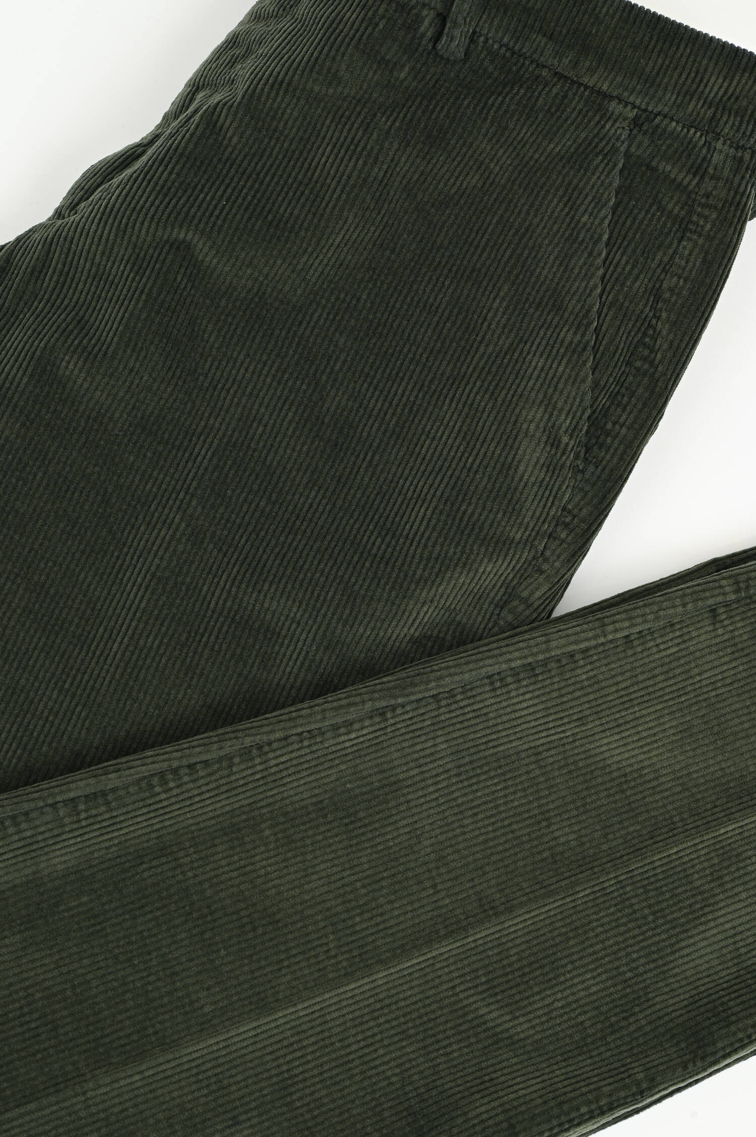 Cordhose MORELLO in Olivgrün