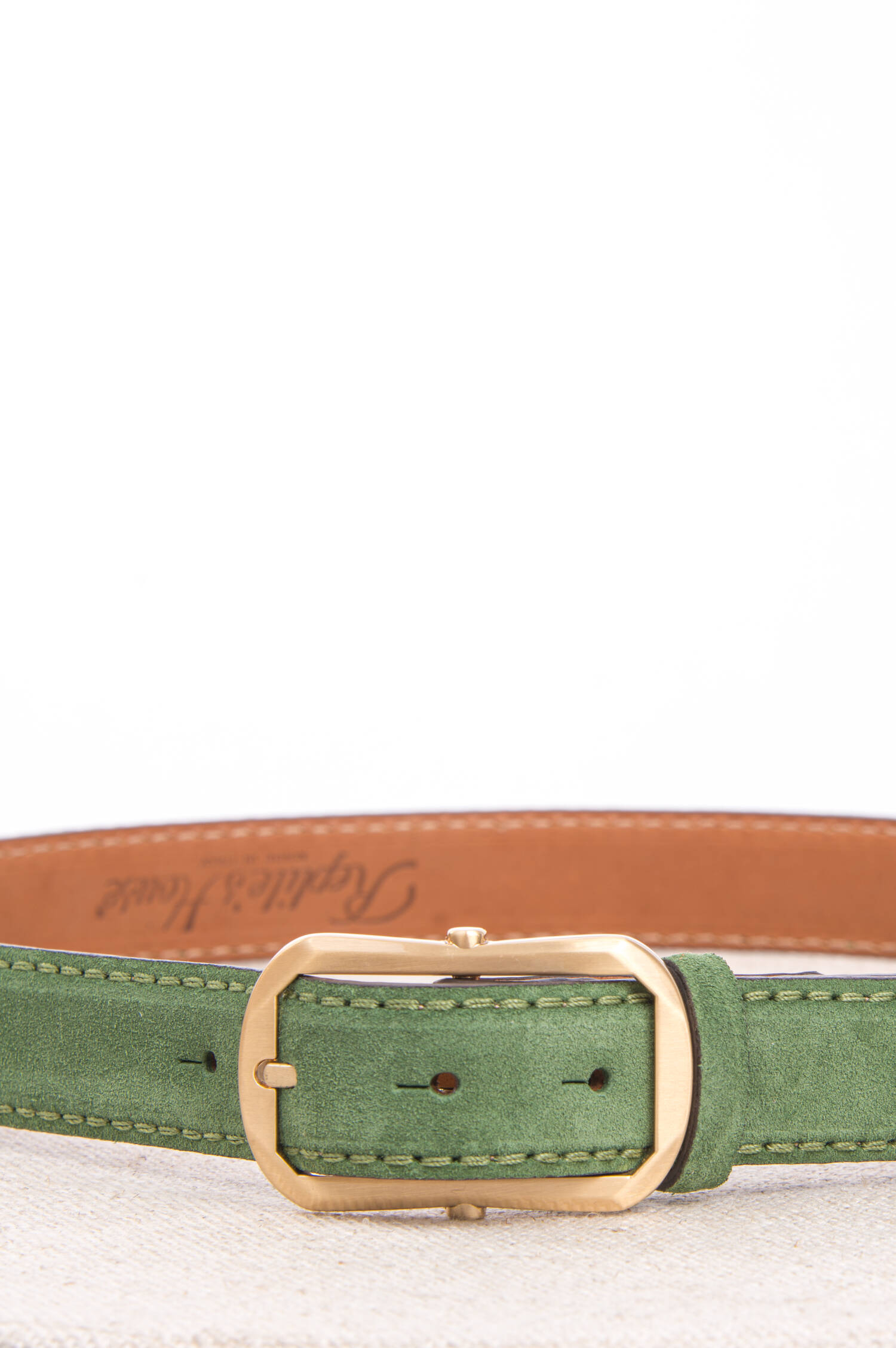 Gürtel aus Veloursleder in Grün Gürtel aus Veloursleder in Grün
