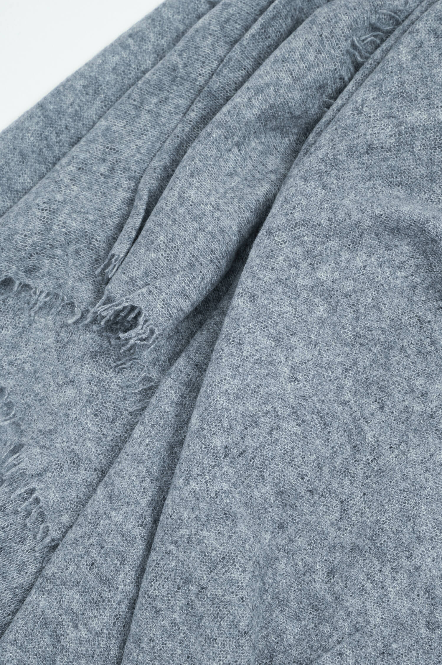 Cashmere-Schal in Mittelgrau meliert