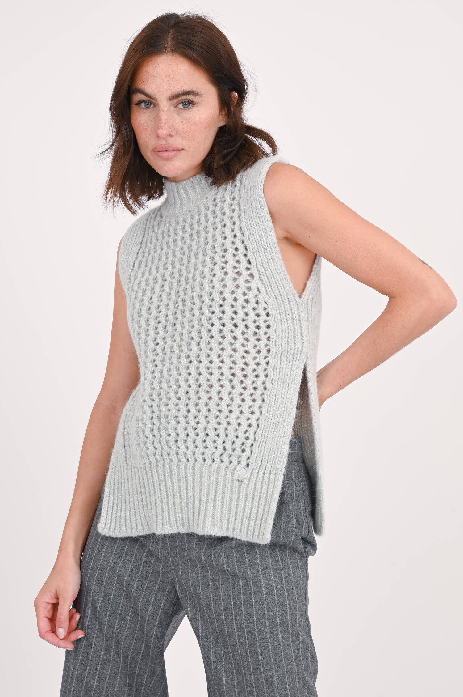 Grobstrick Pollunder mit Lurexfäden in Grau