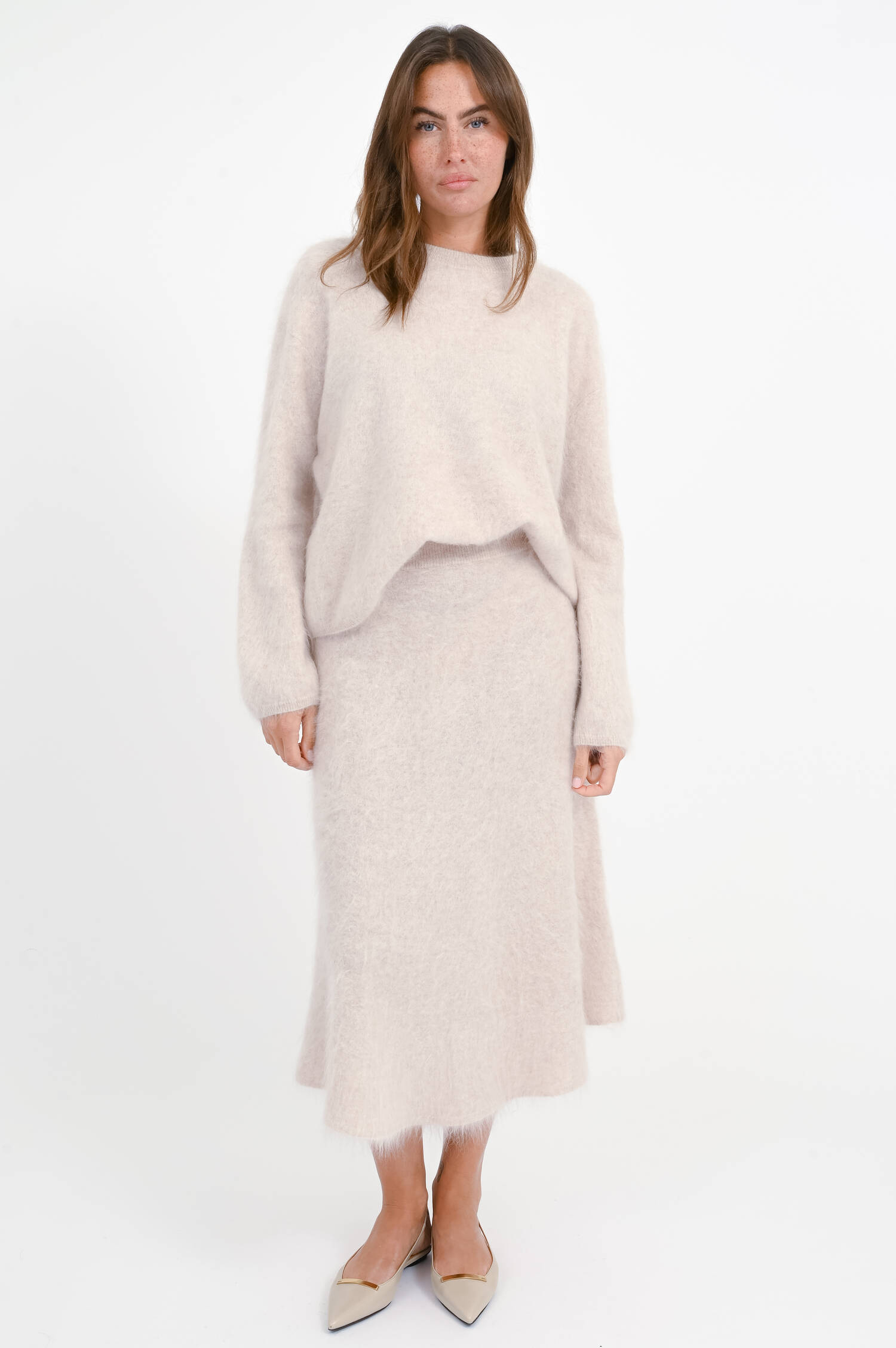 Brushed Cashmere Rock in Mushroom