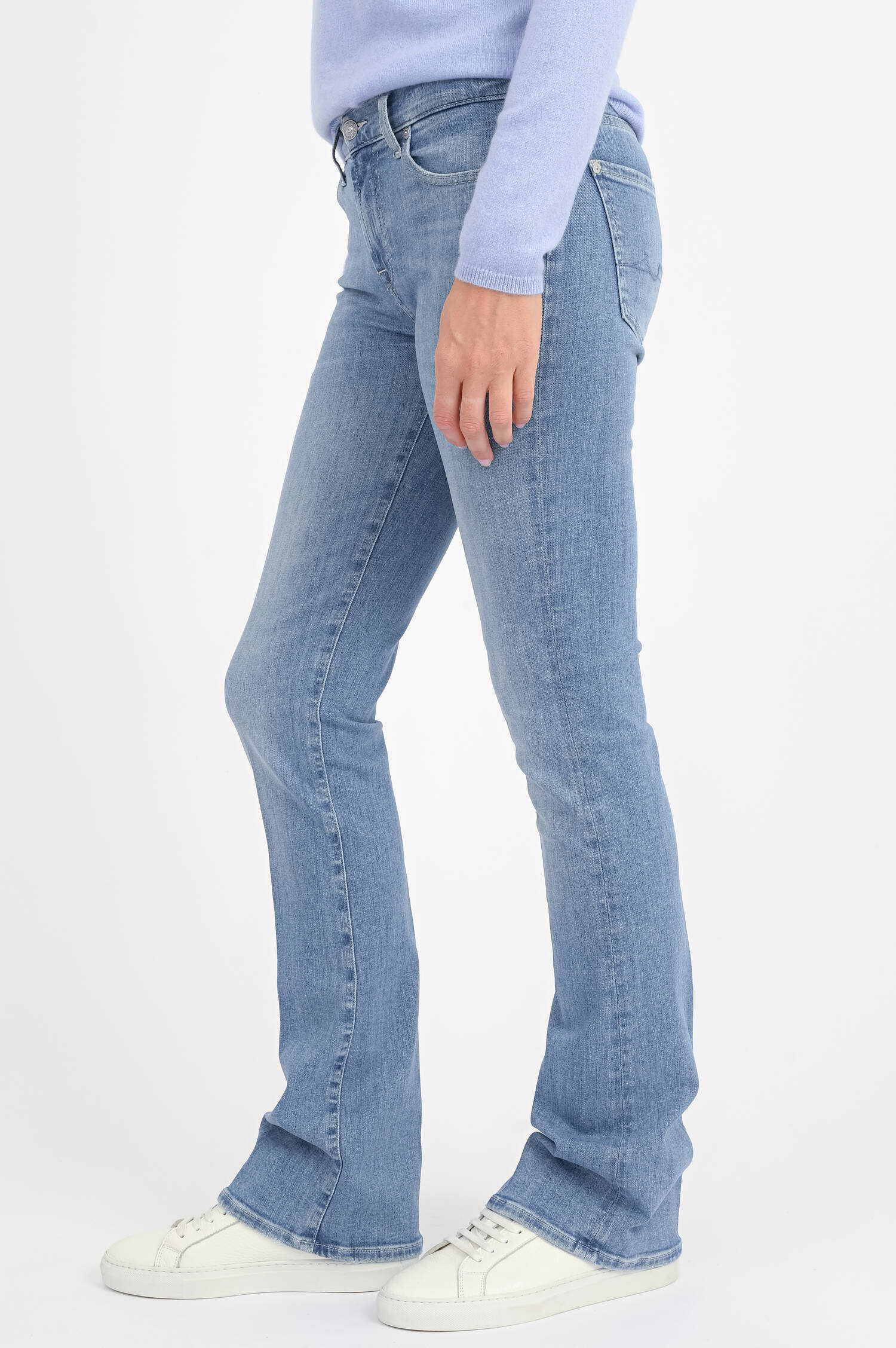 Bootcut-Jeans BLOOM in Hellblau