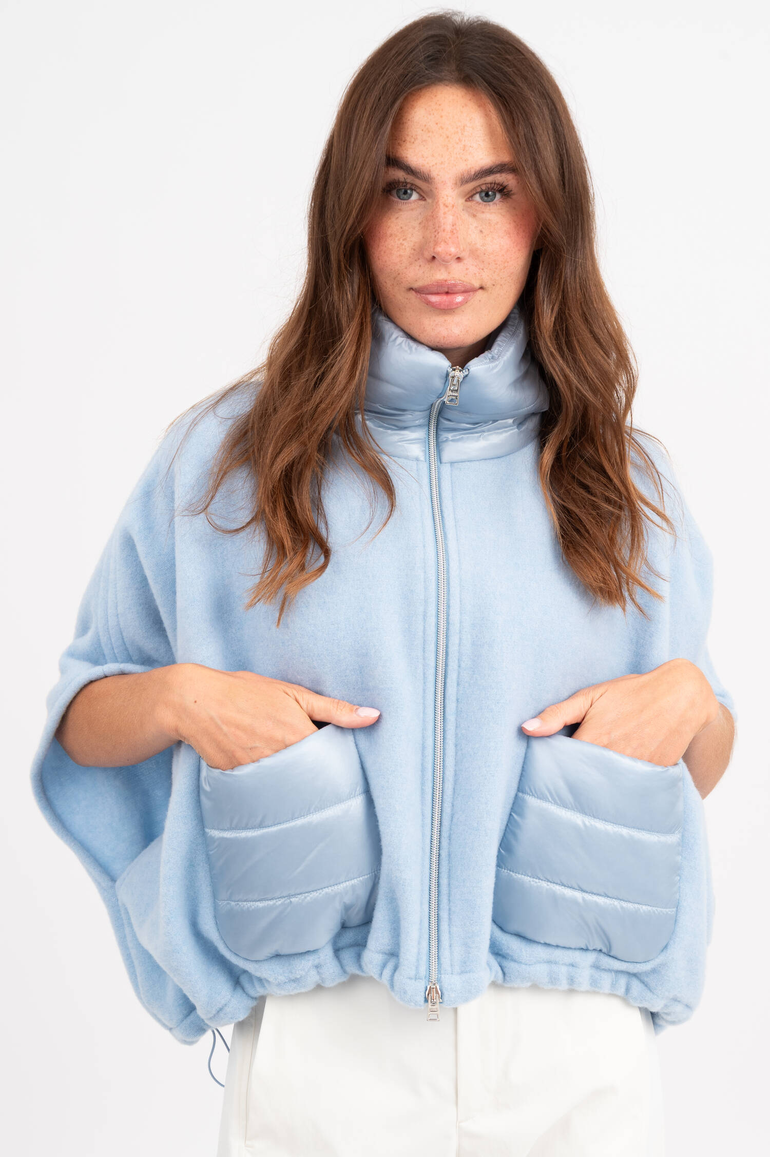 Woll-Cashmere Poncho in Hellblau