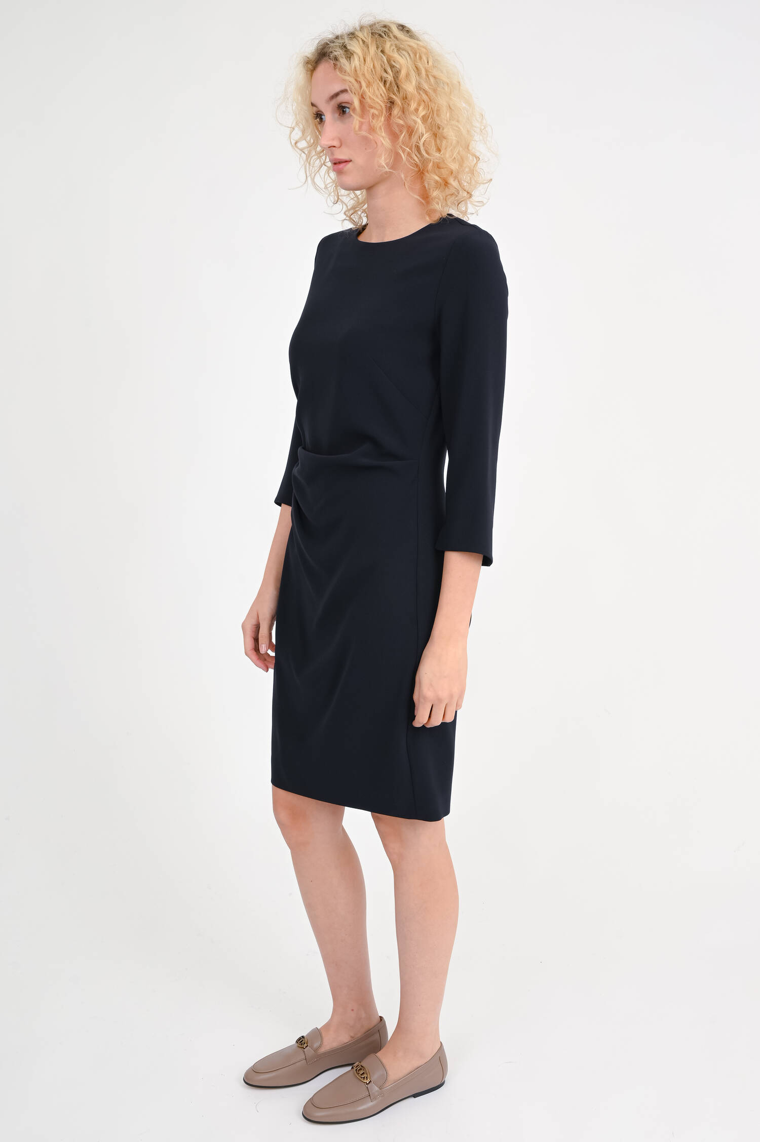 Kleid mit Raffungen in Navy