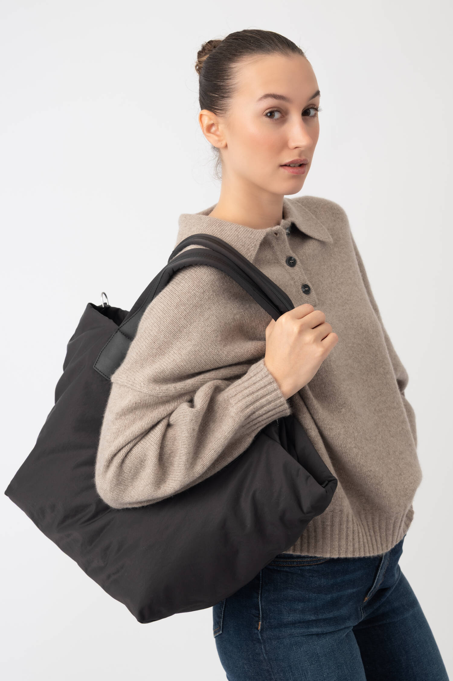 PORTER ESSENCE Medium Tote Bag in Schwarz PORTER ESSENCE Medium Tote Bag in Schwarz