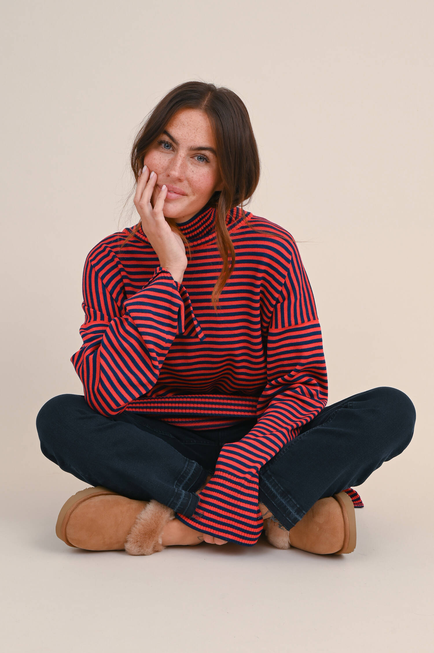 Pullover aus Merinowolle in Navy/Rot gestreift