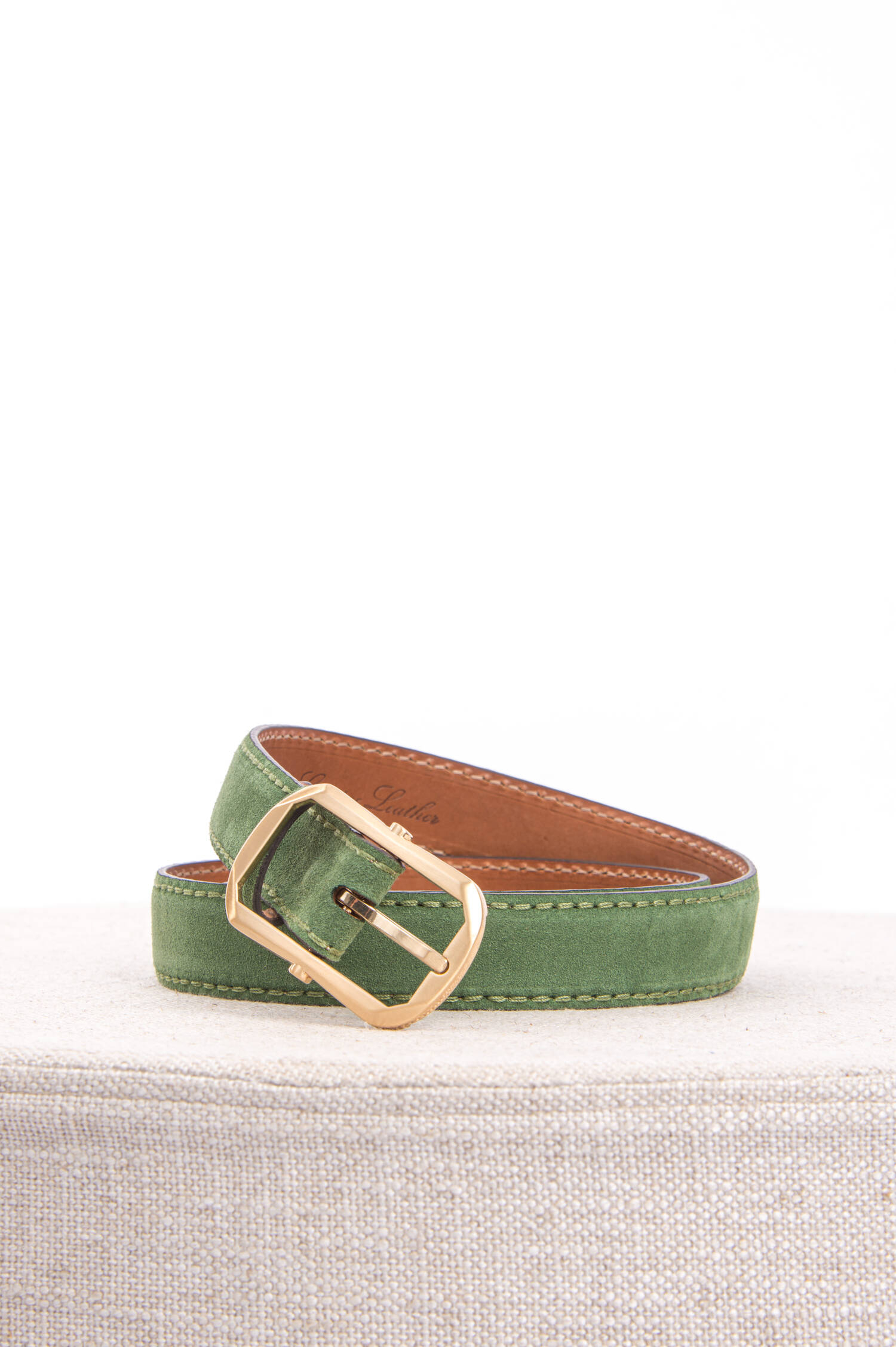 Gürtel aus Veloursleder in Grün Gürtel aus Veloursleder in Grün