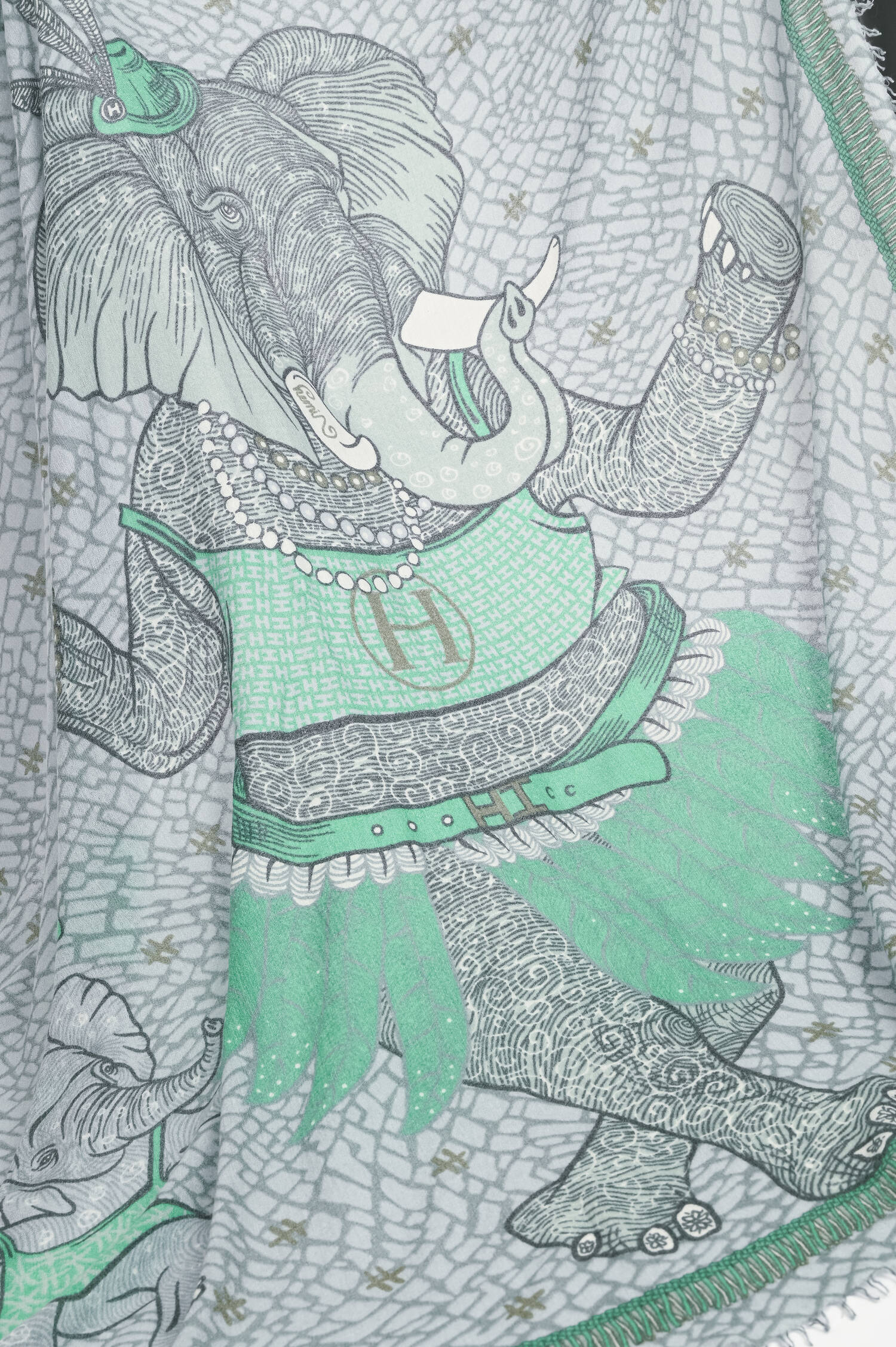 Schal LUMBO aus Cashmere in Grau/Grün