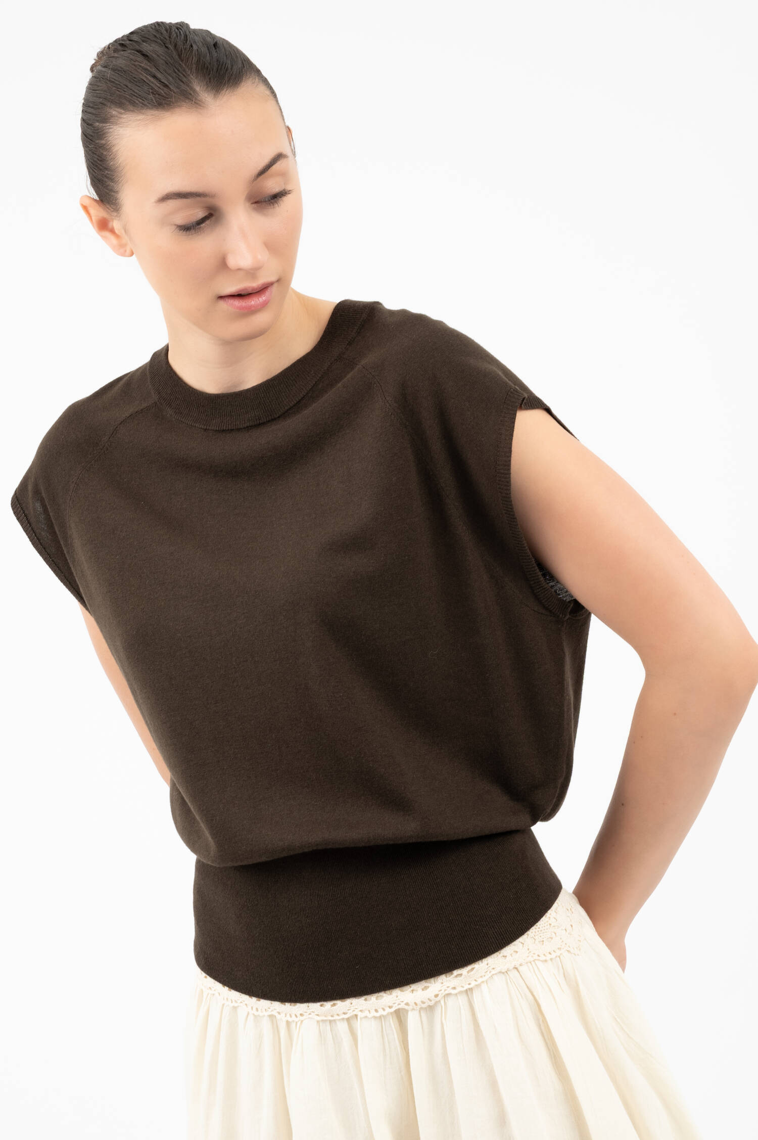Cashmere-Seiden Pullunder in Dunkelbraun Cashmere-Seiden Pullunder in Dunkelbraun