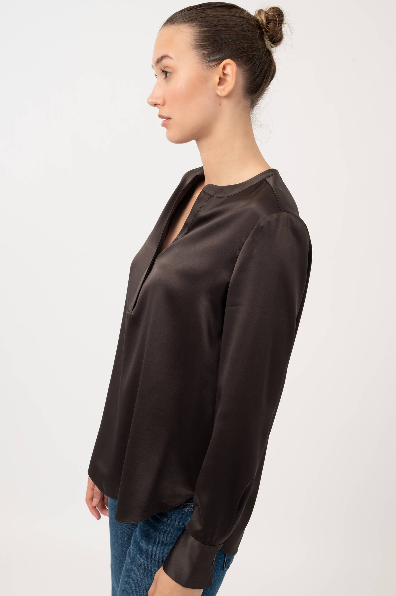 Seiden-Bluse in Braun Seiden-Bluse in Braun