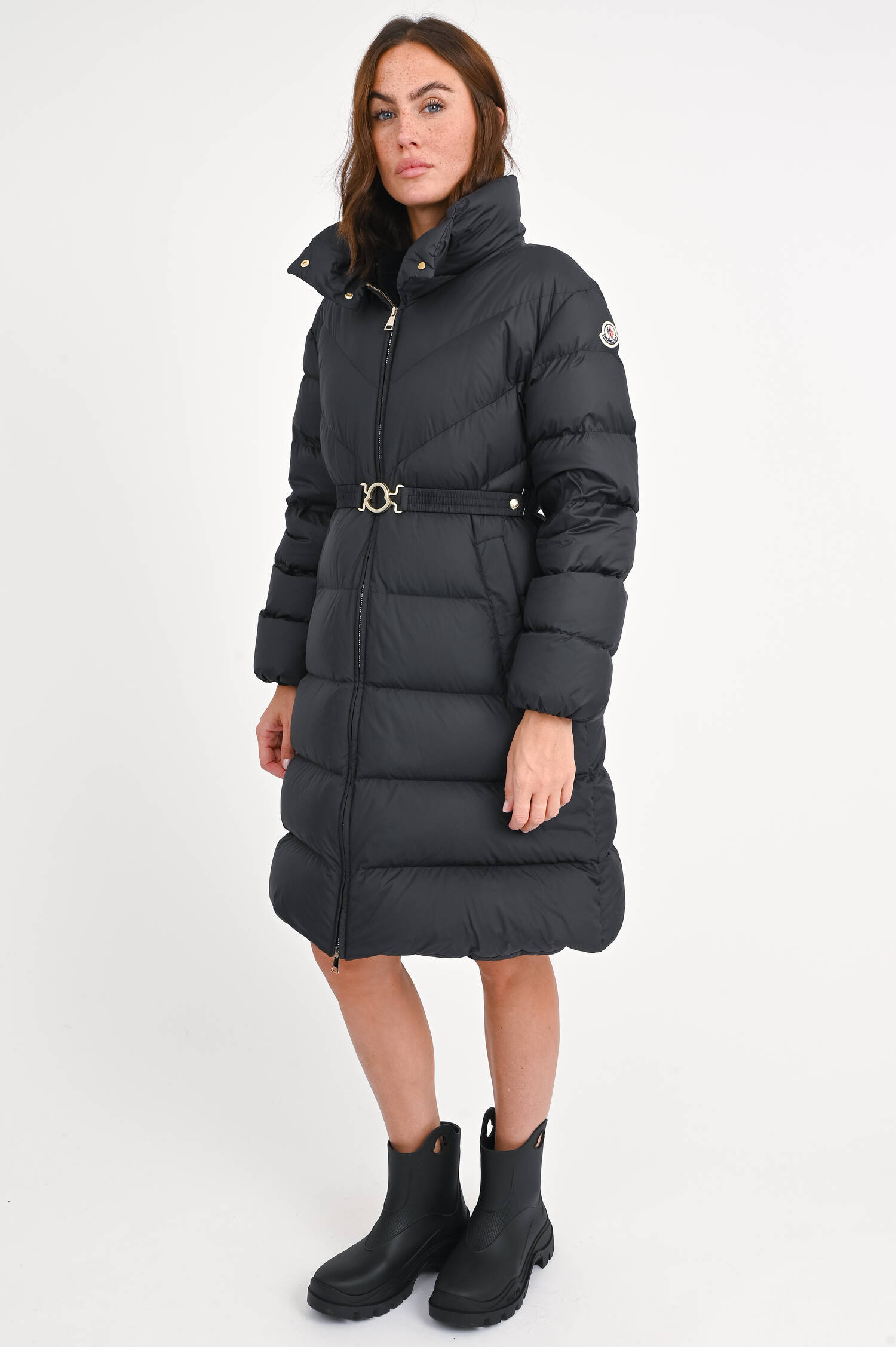 Daunenmantel BROU mit Gürtel in Schwarz Daunenmantel BROU mit Gürtel in Schwarz