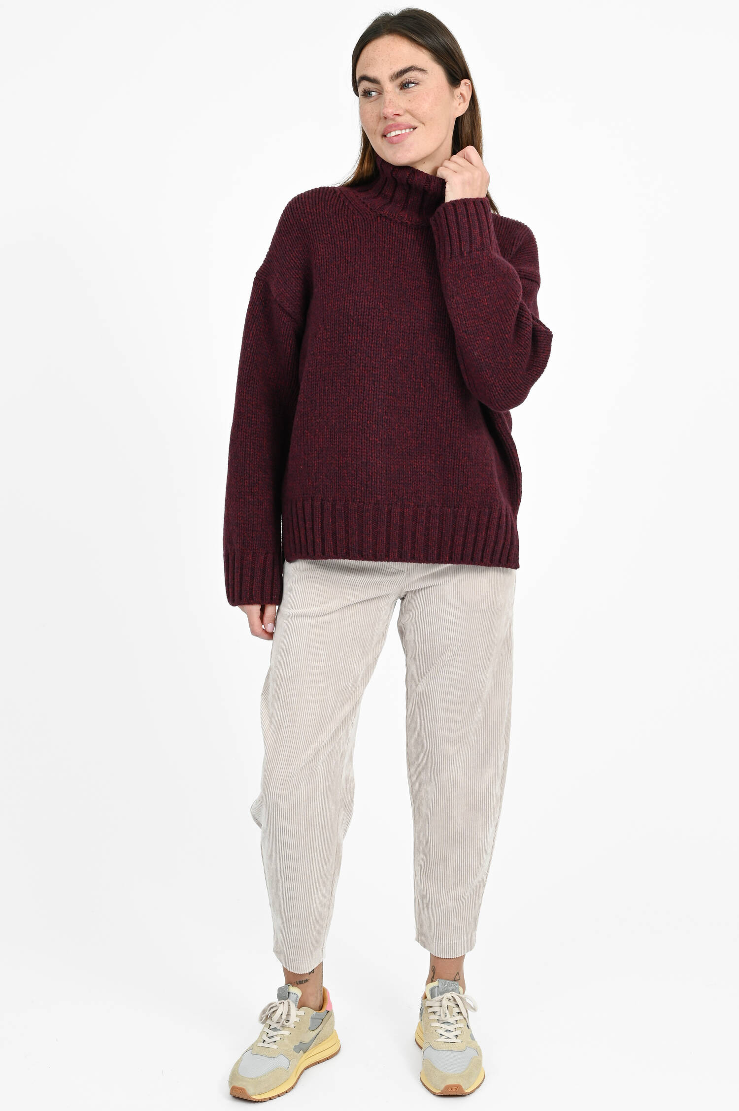 Oversized Strickpullover in Aubergine