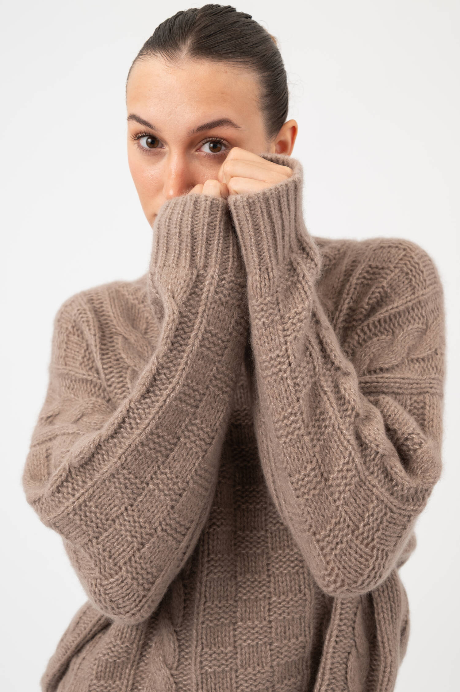 Cashmere-Seiden-Zopfstrick-Pullover JADE in Beige Cashmere-Seiden-Zopfstrick-Pullover JADE in Beige