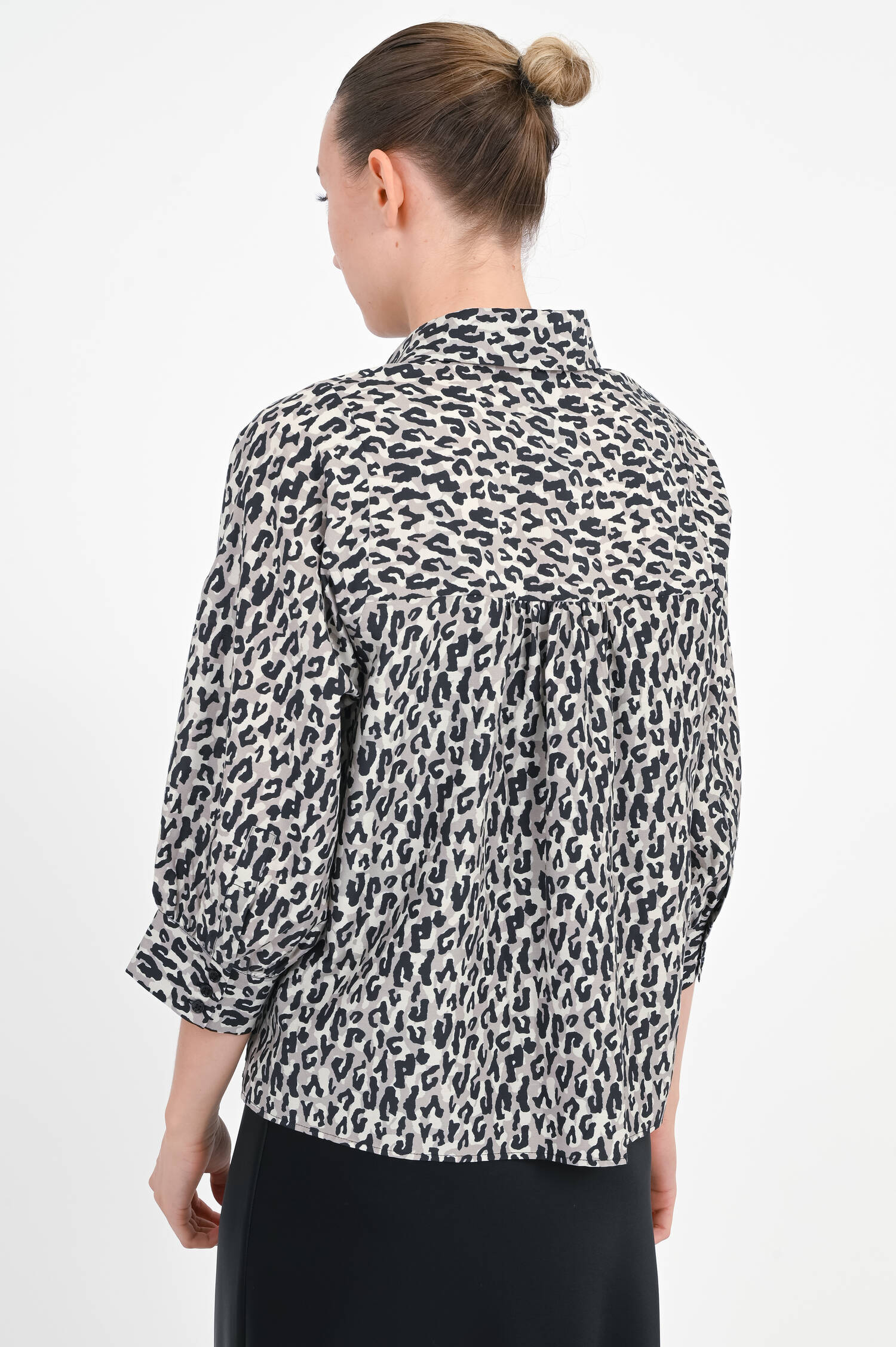 Leo-Bluse BROUNA in Grau/Schwarz/Weiß