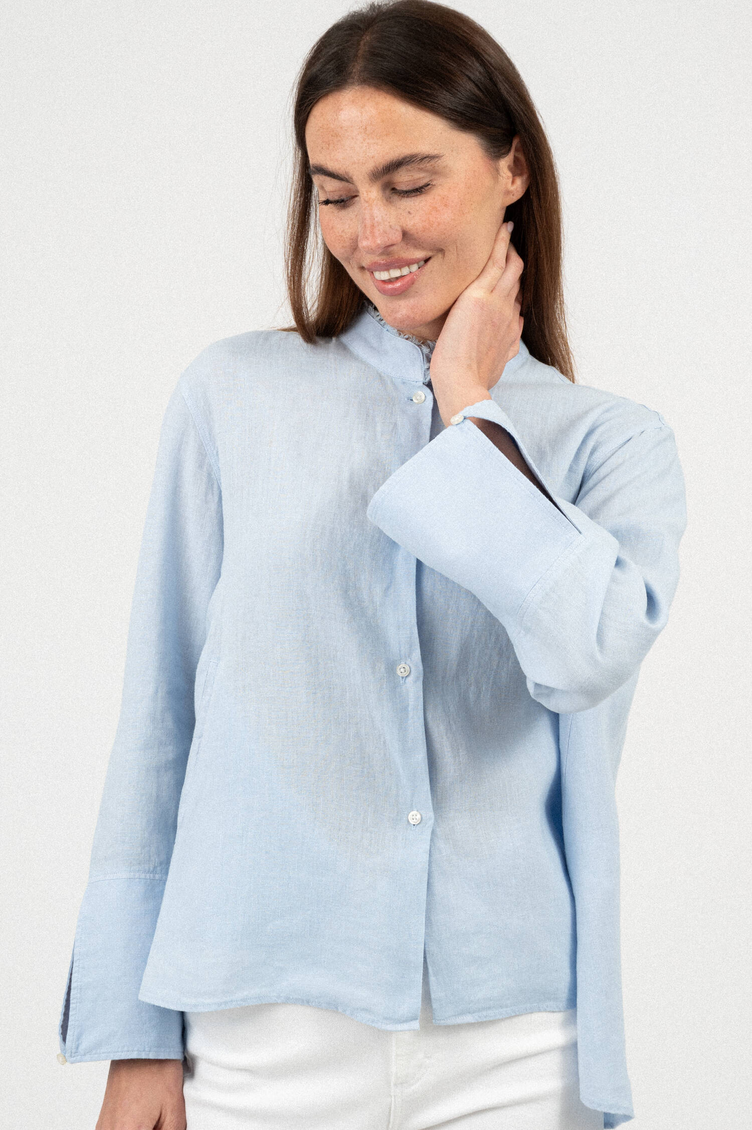 Leinenbluse in Hellblau