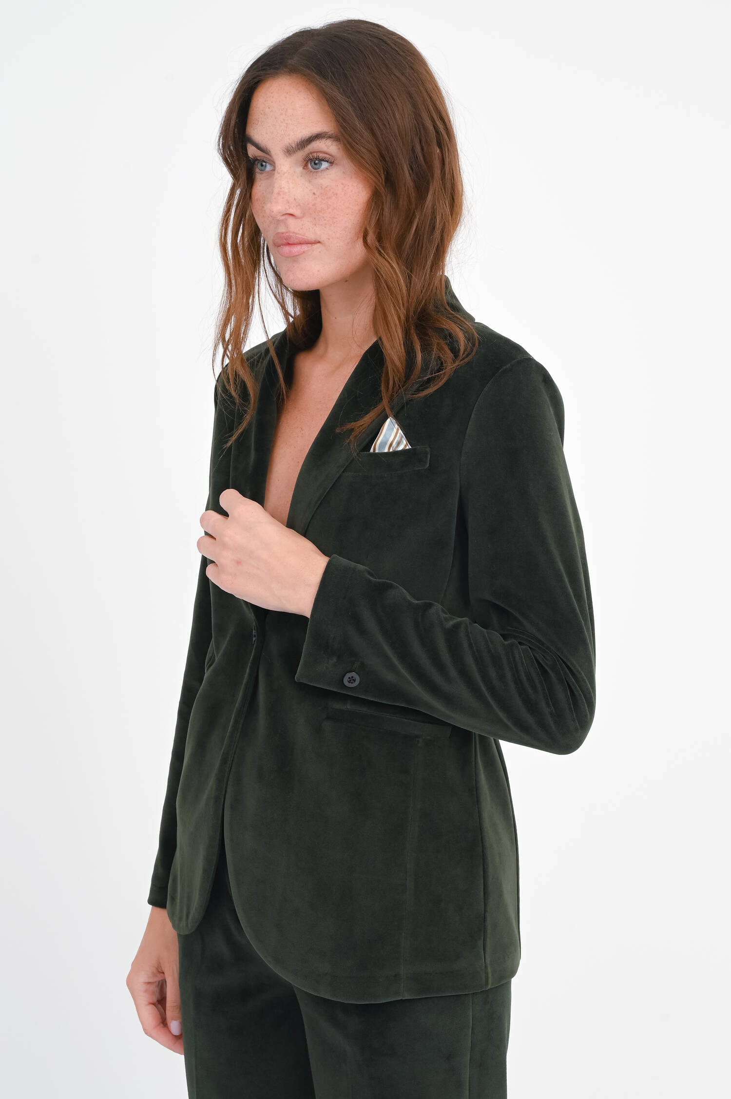  Taillierter Blazer aus Samt in Dark Forest