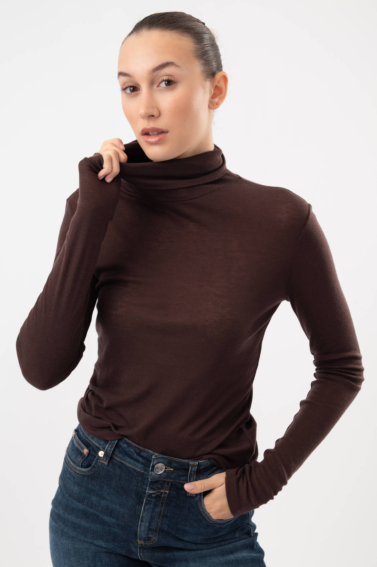 Langarm-Rollkragenshirt in Braun