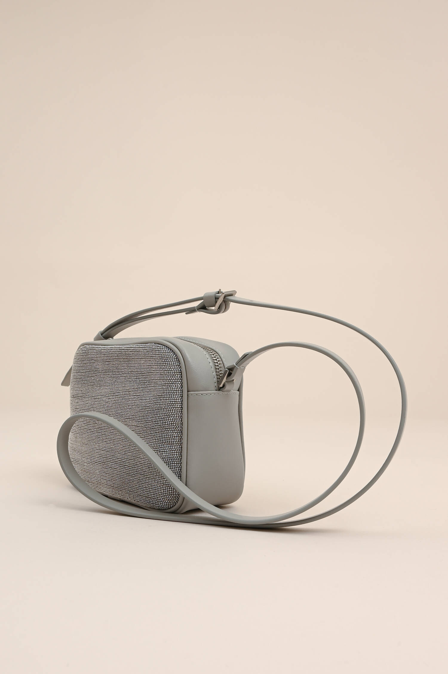 Crossbody Tasche mit Glitzer-Effekt in Silber