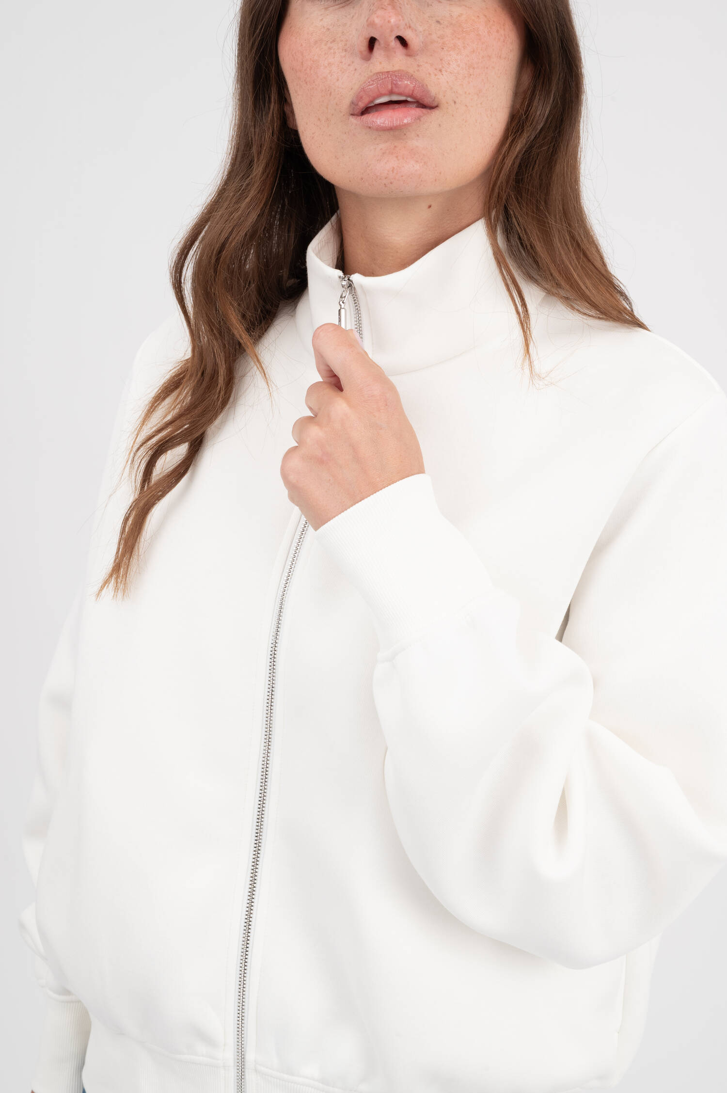 Jacke VOLUME in Weiß Jacke VOLUME in Weiß