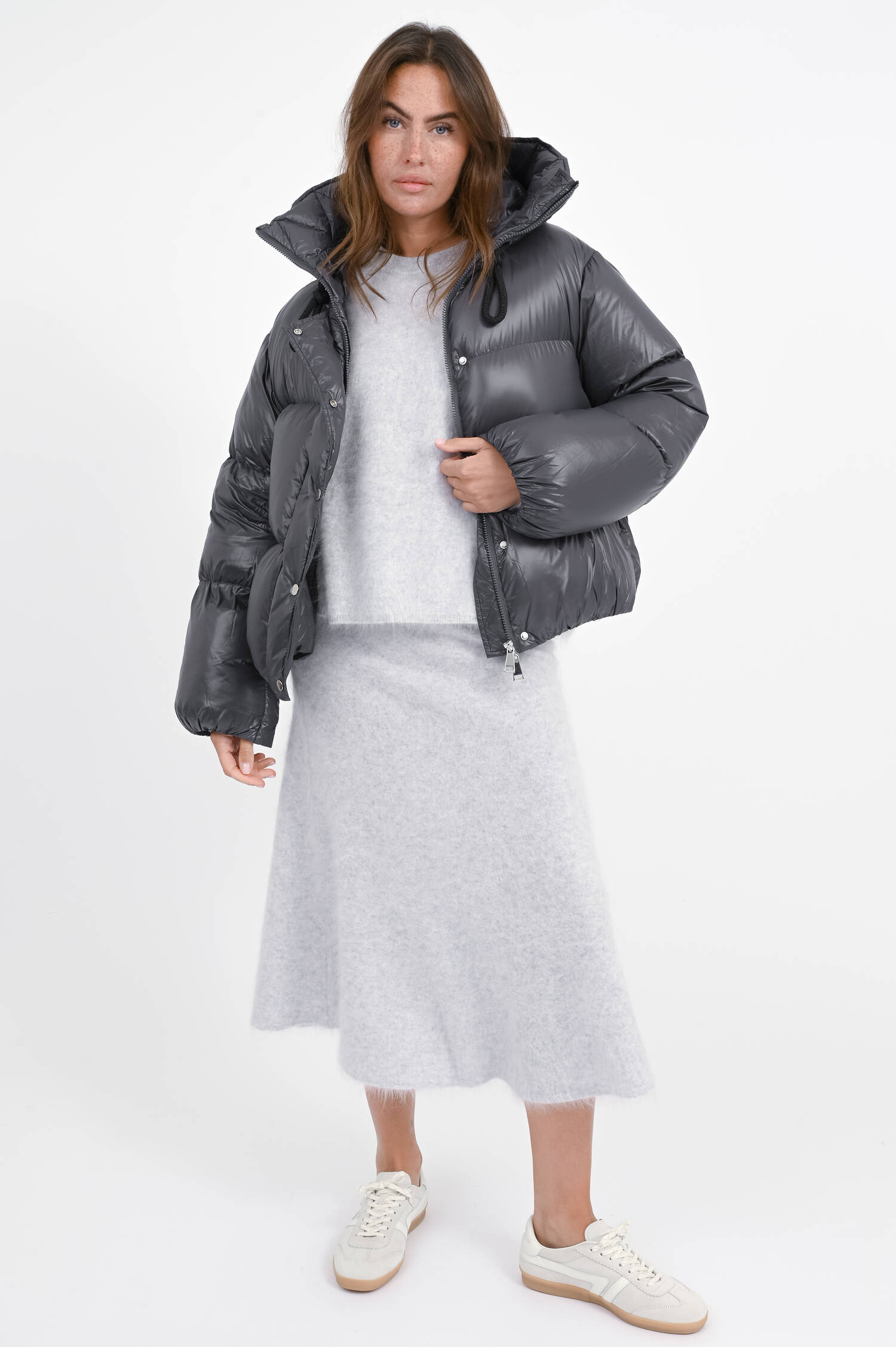 Leichte Daunenjacke in Anthrazit