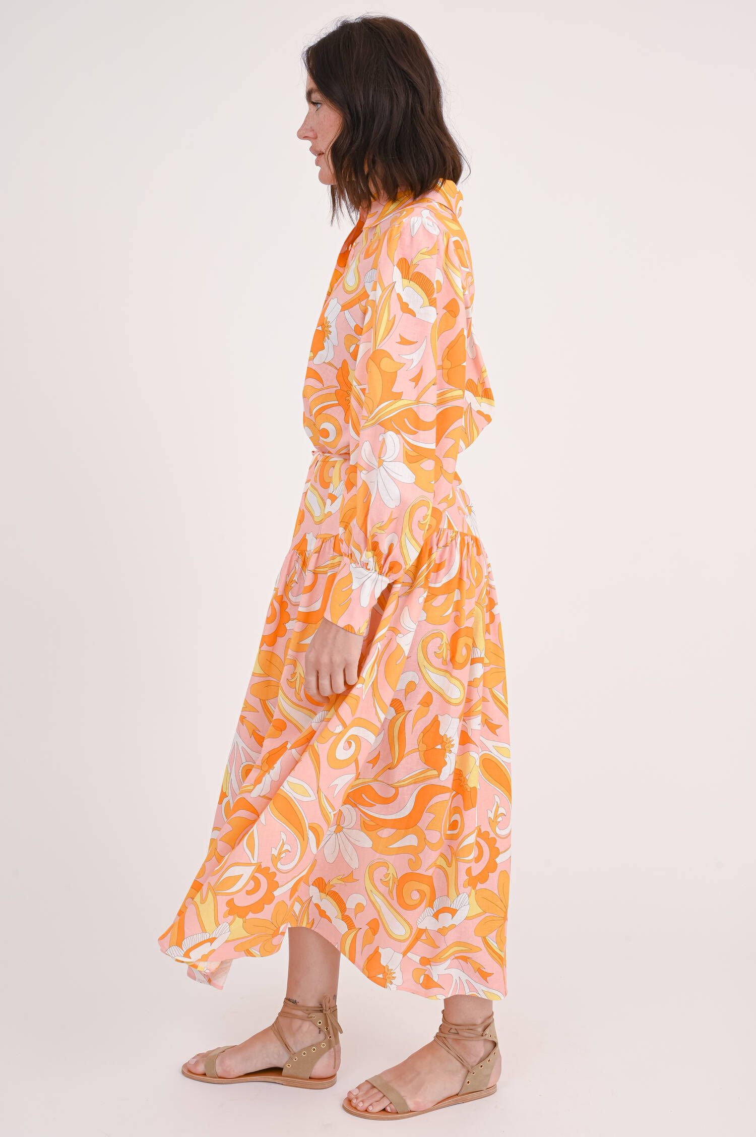 Kleid mit Blumen-Print in Koralle/Gelb/Orange Kleid mit Blumen-Print in Koralle/Gelb/Orange