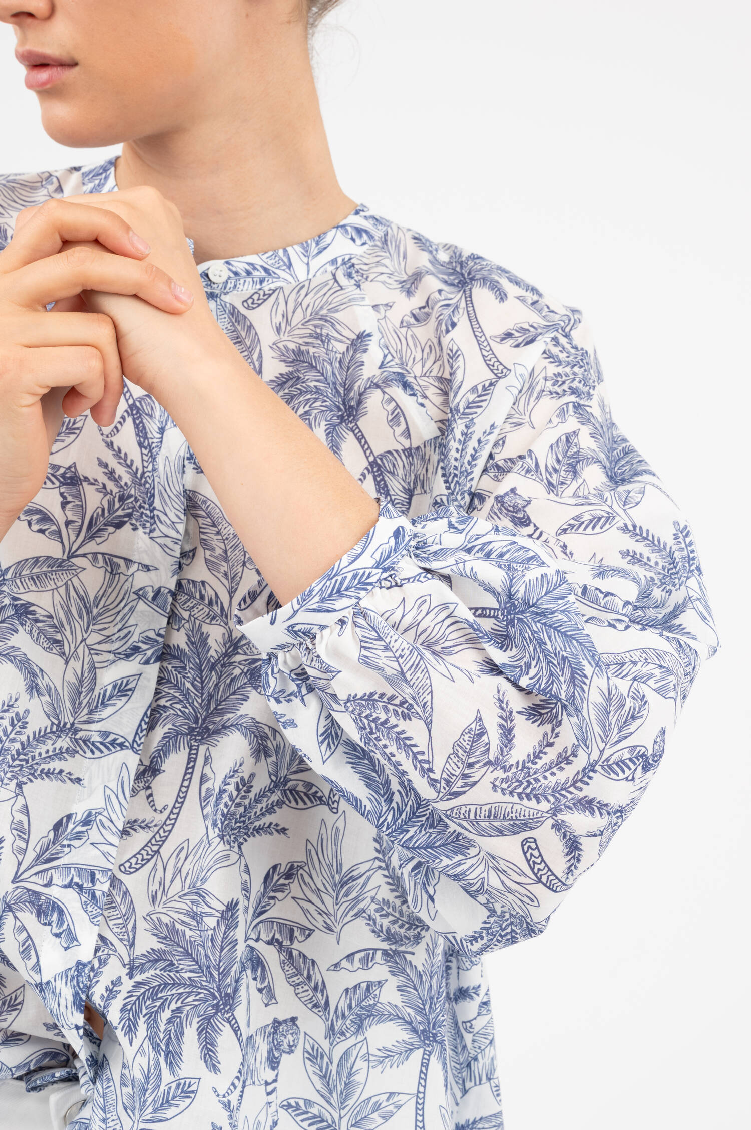 Bluse PALME in Weiß/Blau