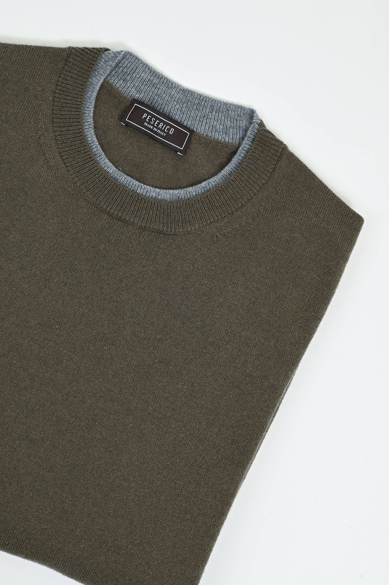 Strickpullover aus Woll-Cash-Mix in Autumn Green Strickpullover aus Woll-Cash-Mix in Autumn Green