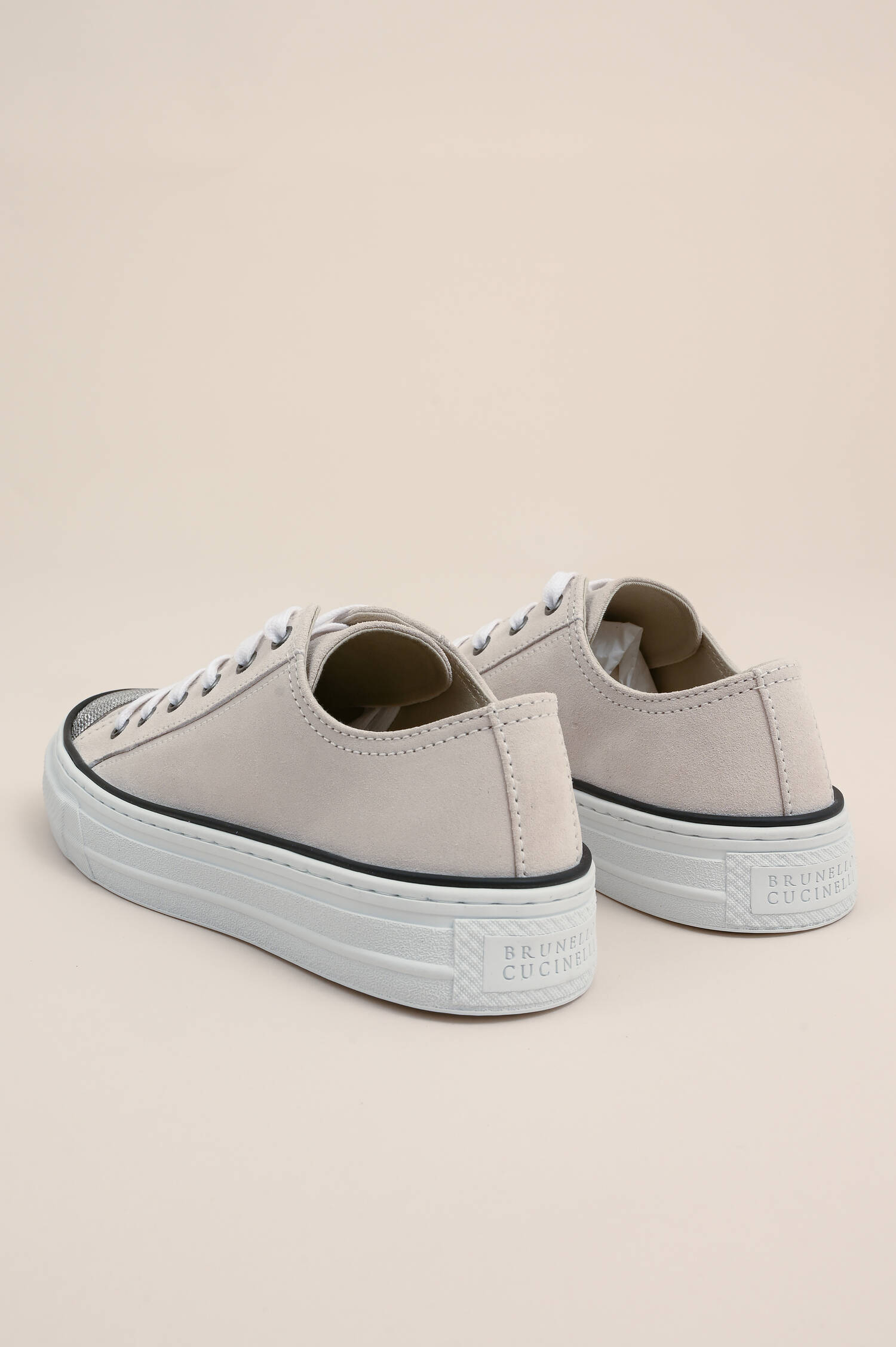 Sneaker aus Veloursleder in Beige