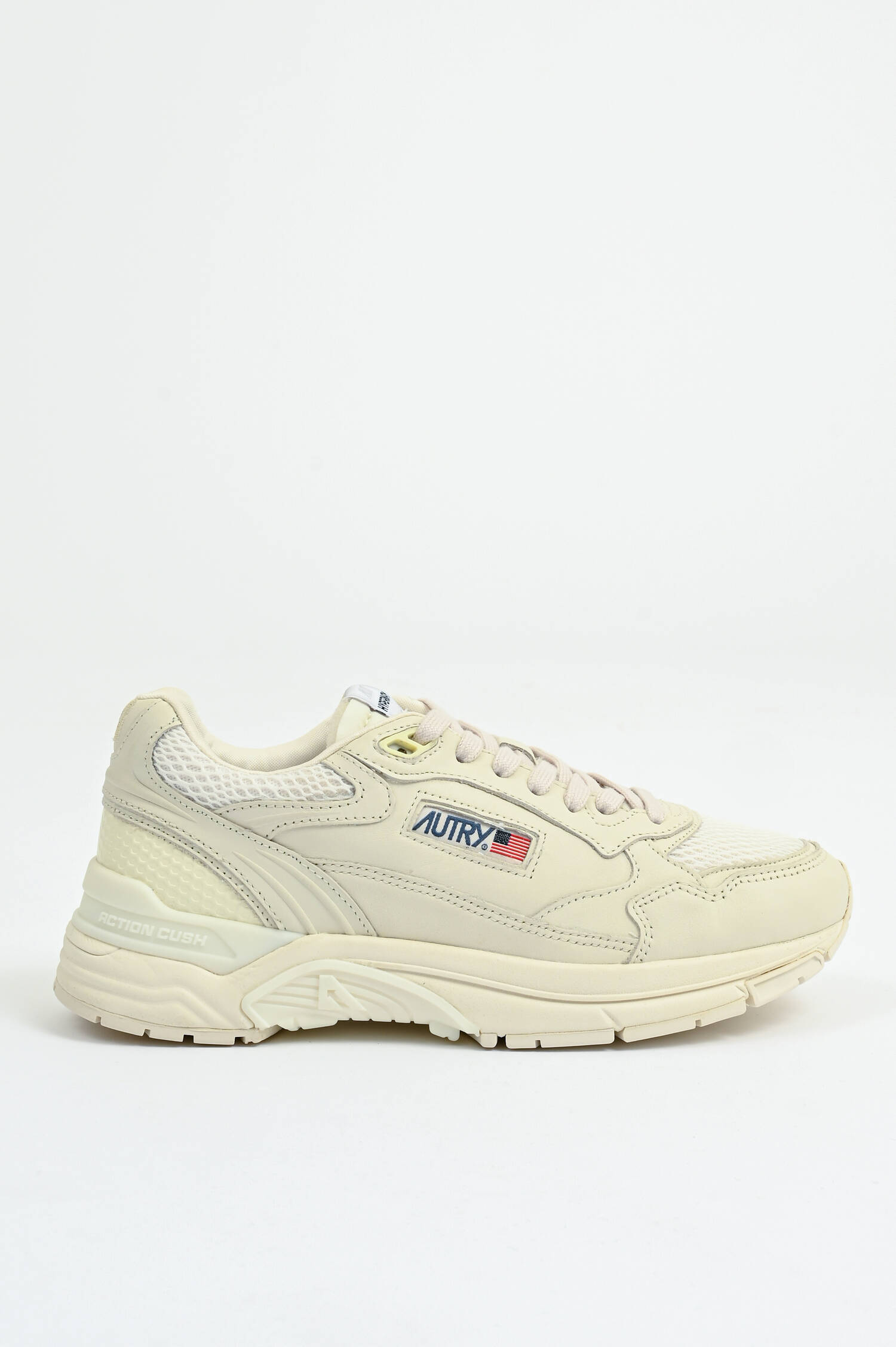 Sneaker HYPERWAY LOW in Creme/Off White