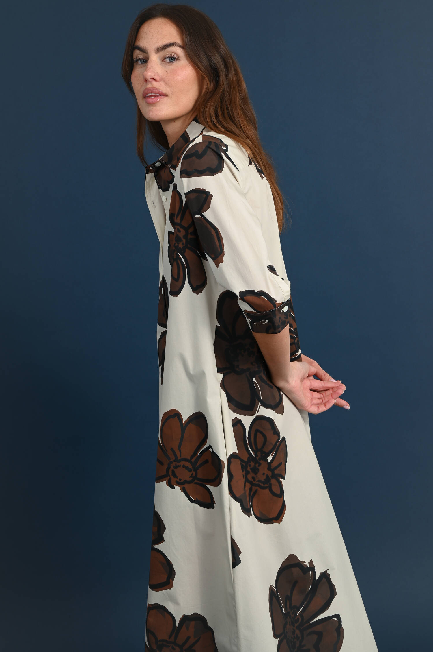 Hemdblusenkleid mit Floralen Print in Beige/Braun