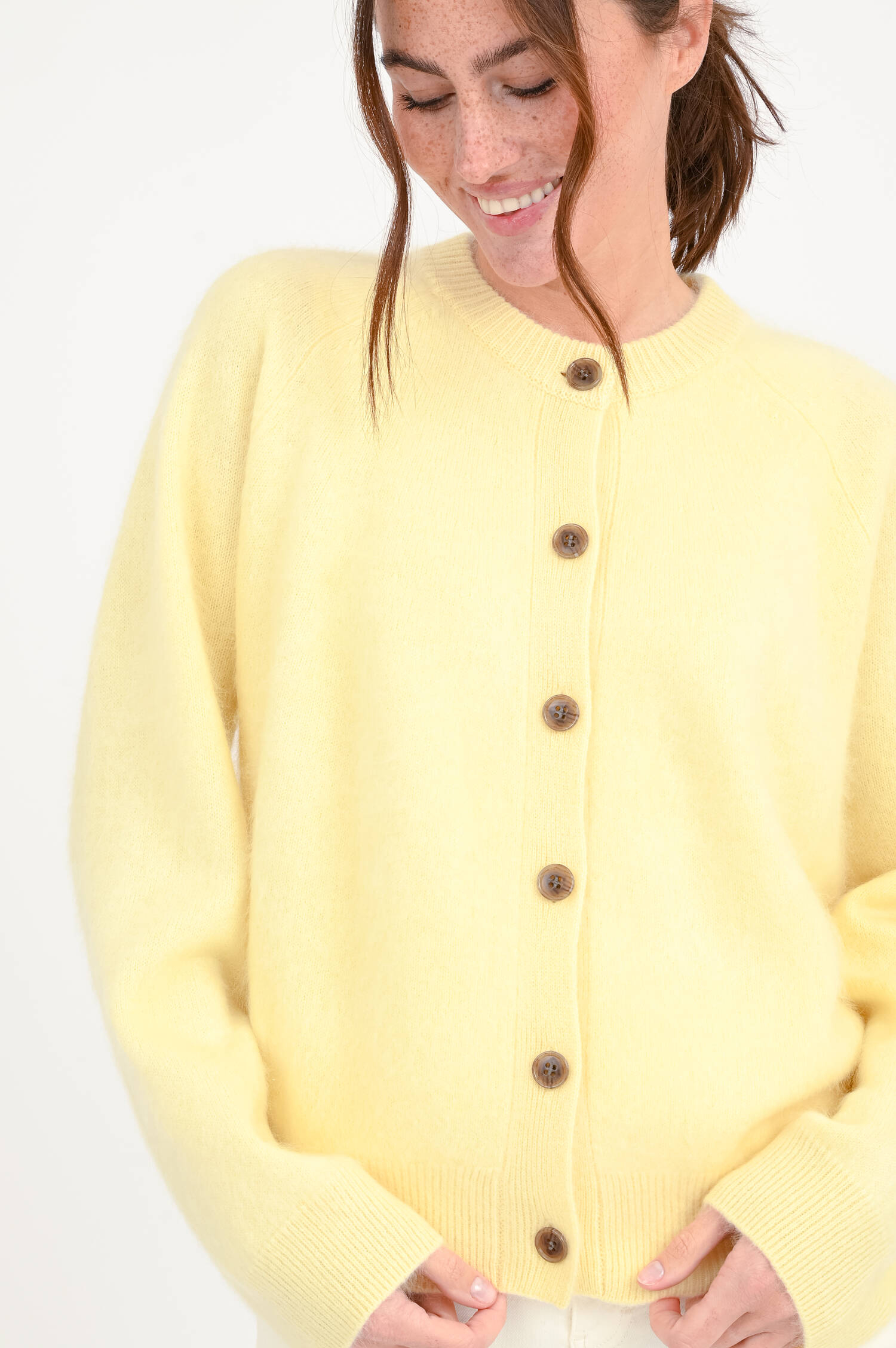 Cardigan MELBA in Buttergelb Cardigan MELBA in Buttergelb