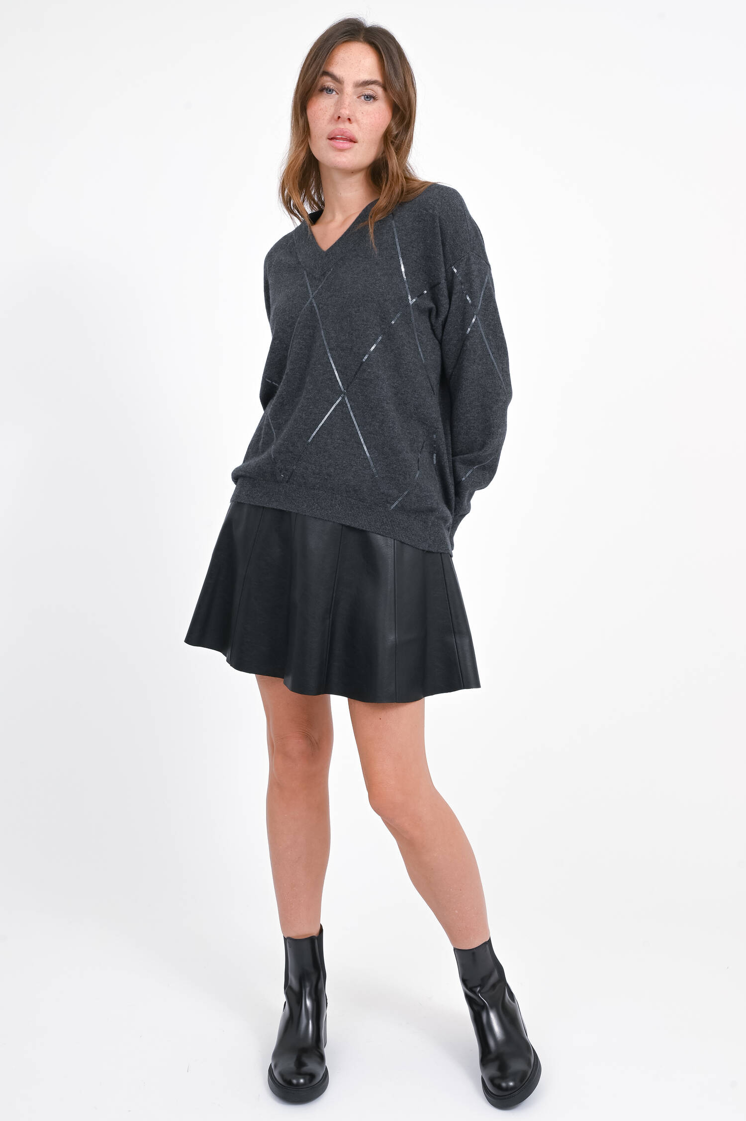 Pullover mit glänzendem Karostreifen in Grau