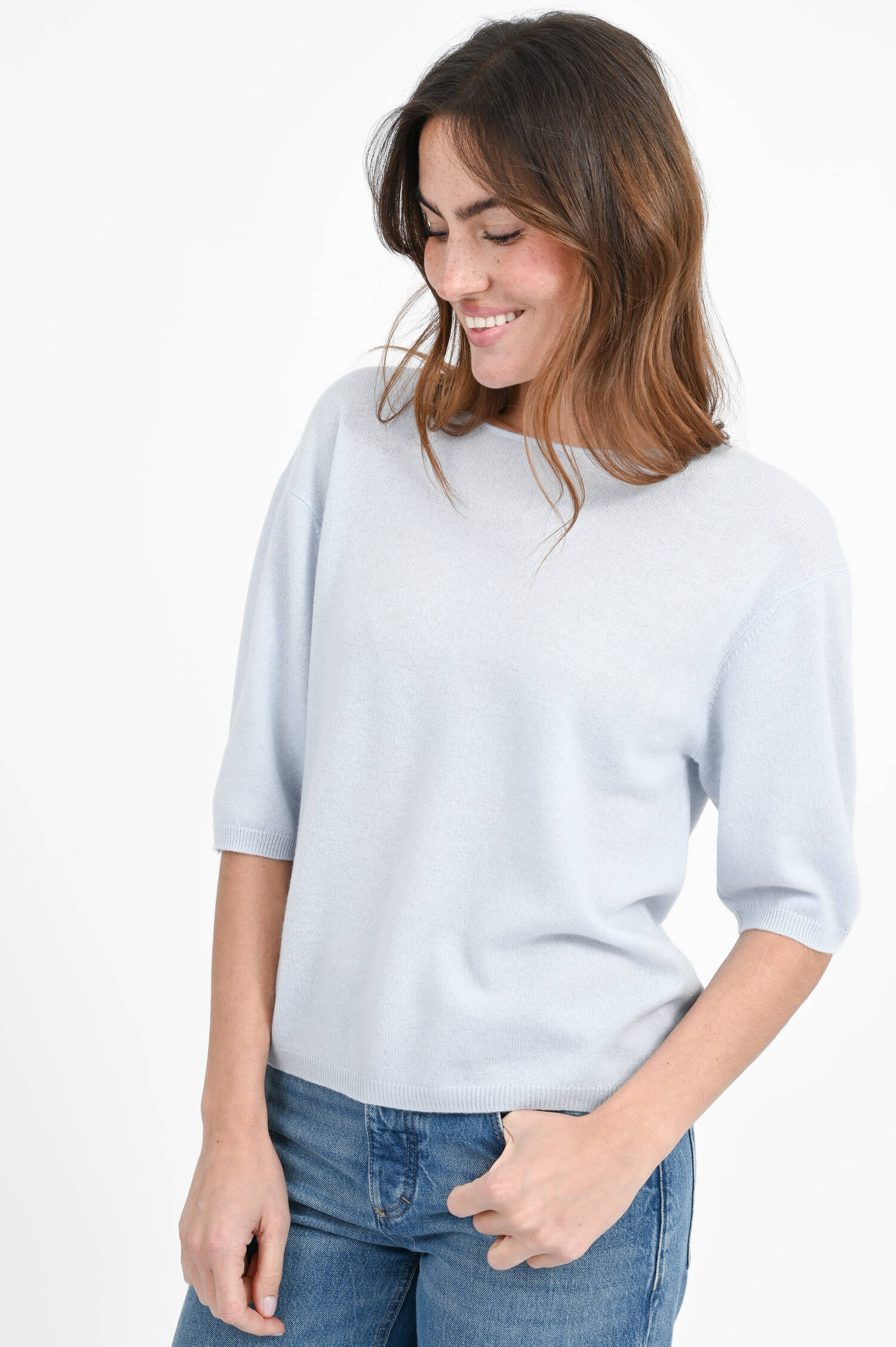 Kurzarm-Pullover mit V-Ausschnitt in Hellblau Kurzarm-Pullover mit V-Ausschnitt in Hellblau