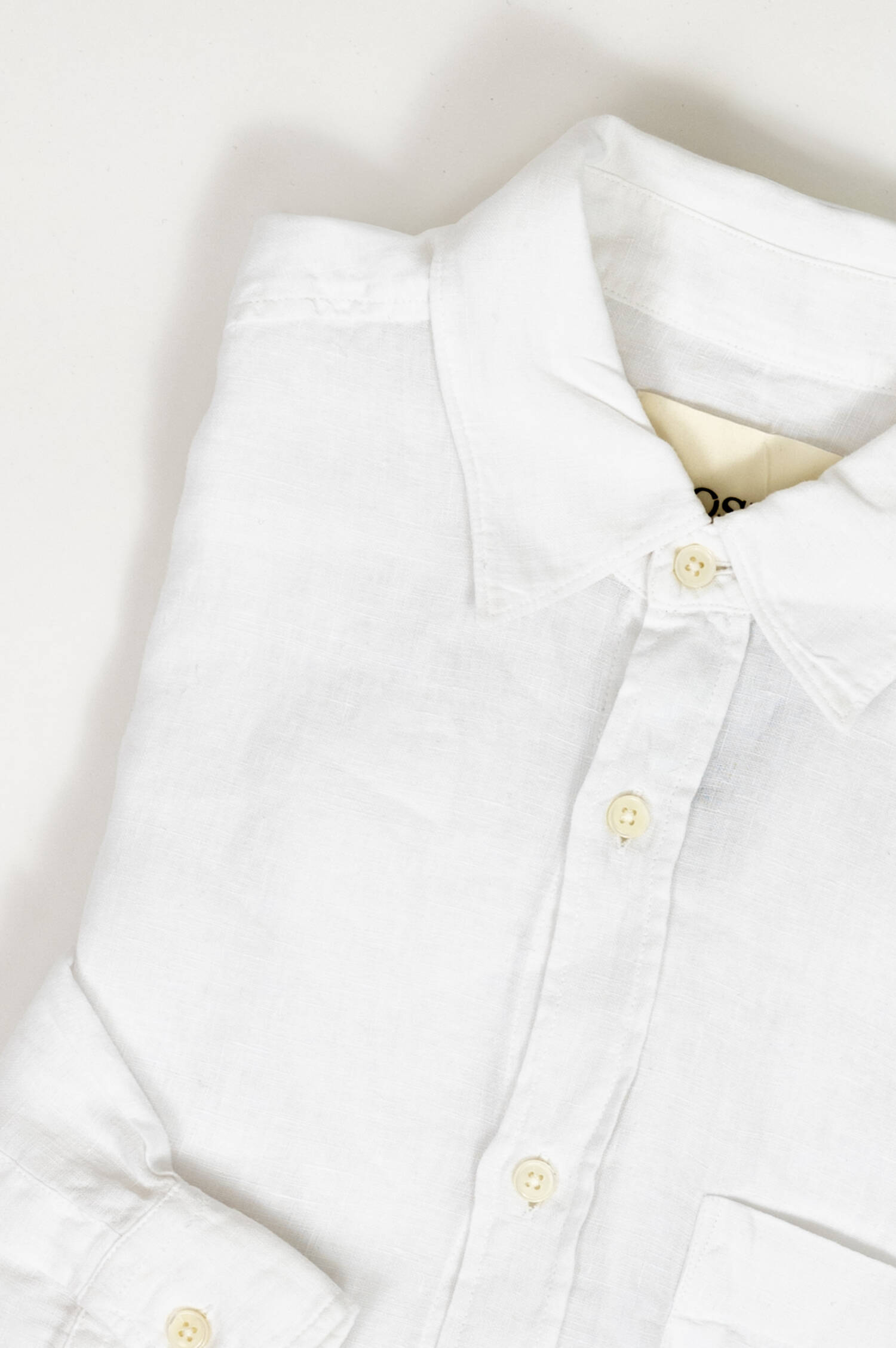 Leinenhemd in Weiß