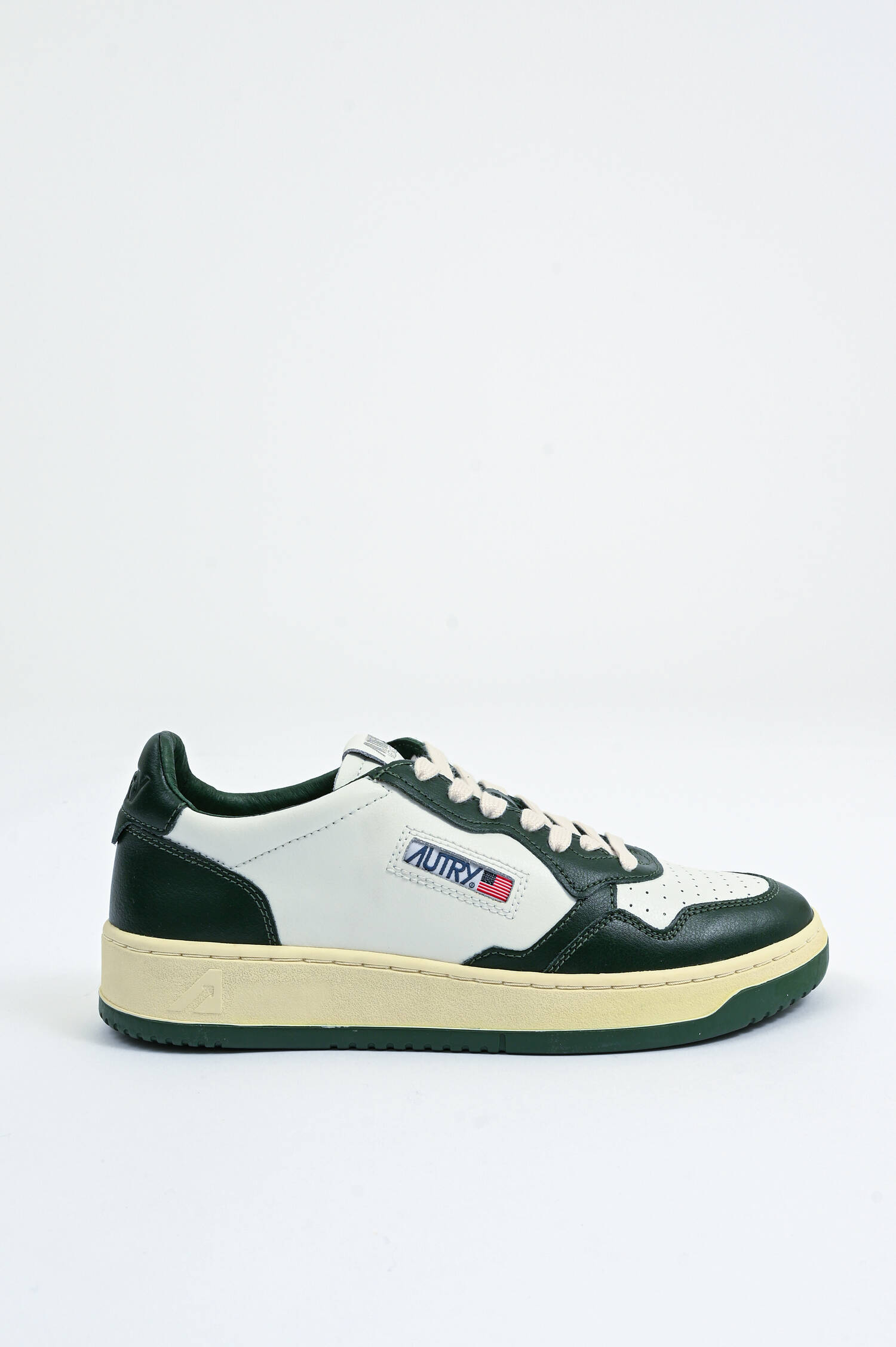  Sneaker MEDALIST LOW in Weiß/Dark Green