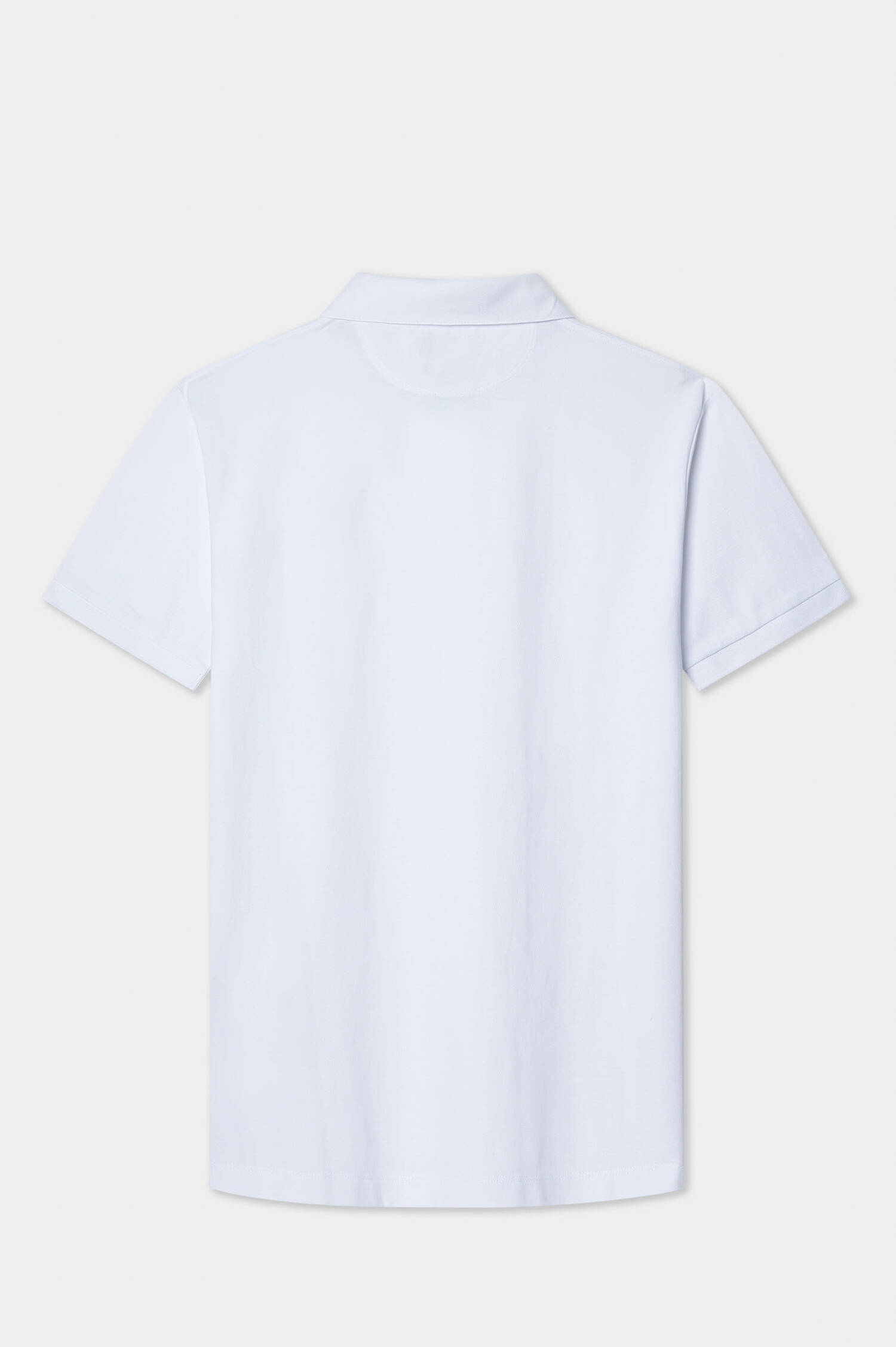 Poloshirt mit Knopfleiste in Kontrastfarbe in Weiß Poloshirt mit Knopfleiste in Kontrastfarbe in Weiß