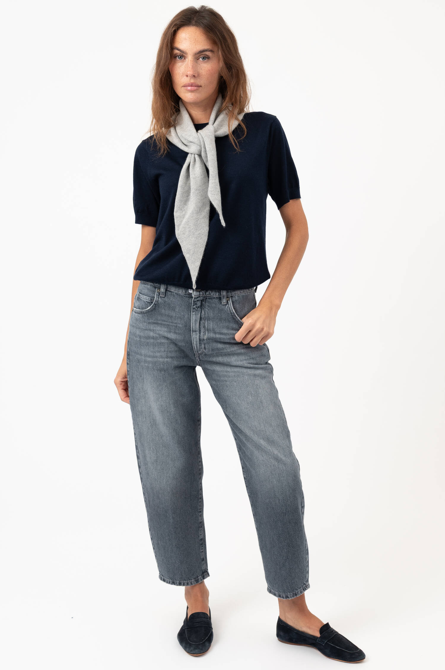Cropped Leg Jeans THE O-SHAPE in Dunkelgrau Cropped Leg Jeans THE O-SHAPE in Dunkelgrau