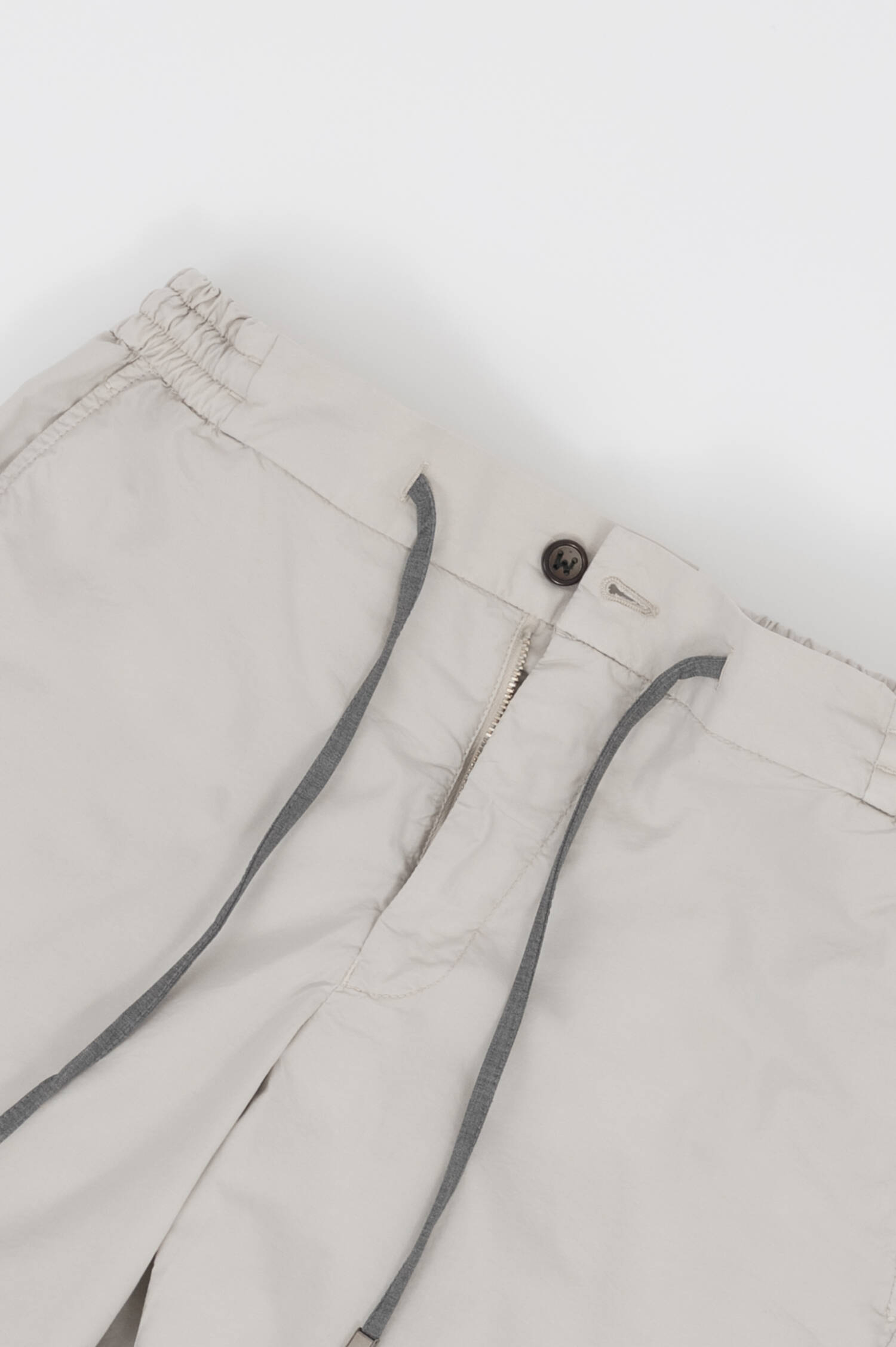 Bermuda-Shorts aus Baumwoll-Mix in Taupe